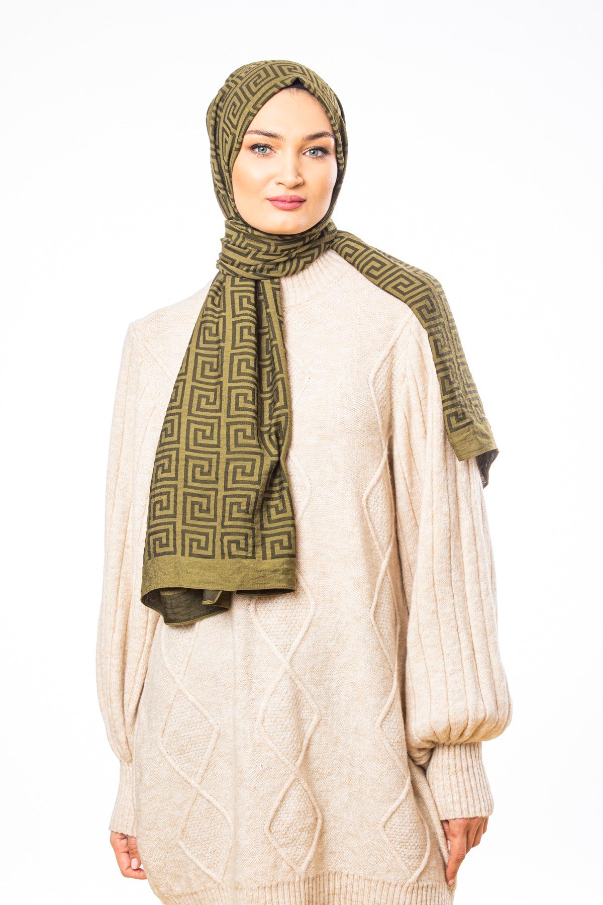 JAKARLI MODAL ŞALJakar Dokuma Desen Jakarlı Modal Seri Şal Askısı ile Birlikte 75x200 cm