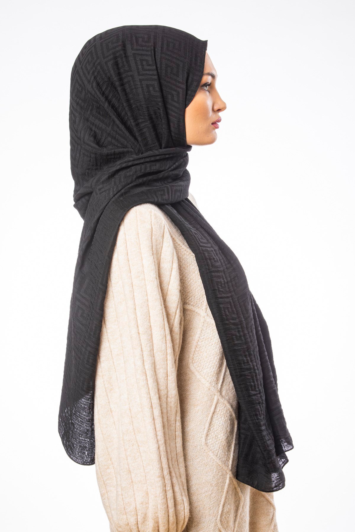JAKARLI MODAL ŞALJakar Dokuma Desen Jakarlı Modal Seri Şal Askısı ile Birlikte 75x200 cm