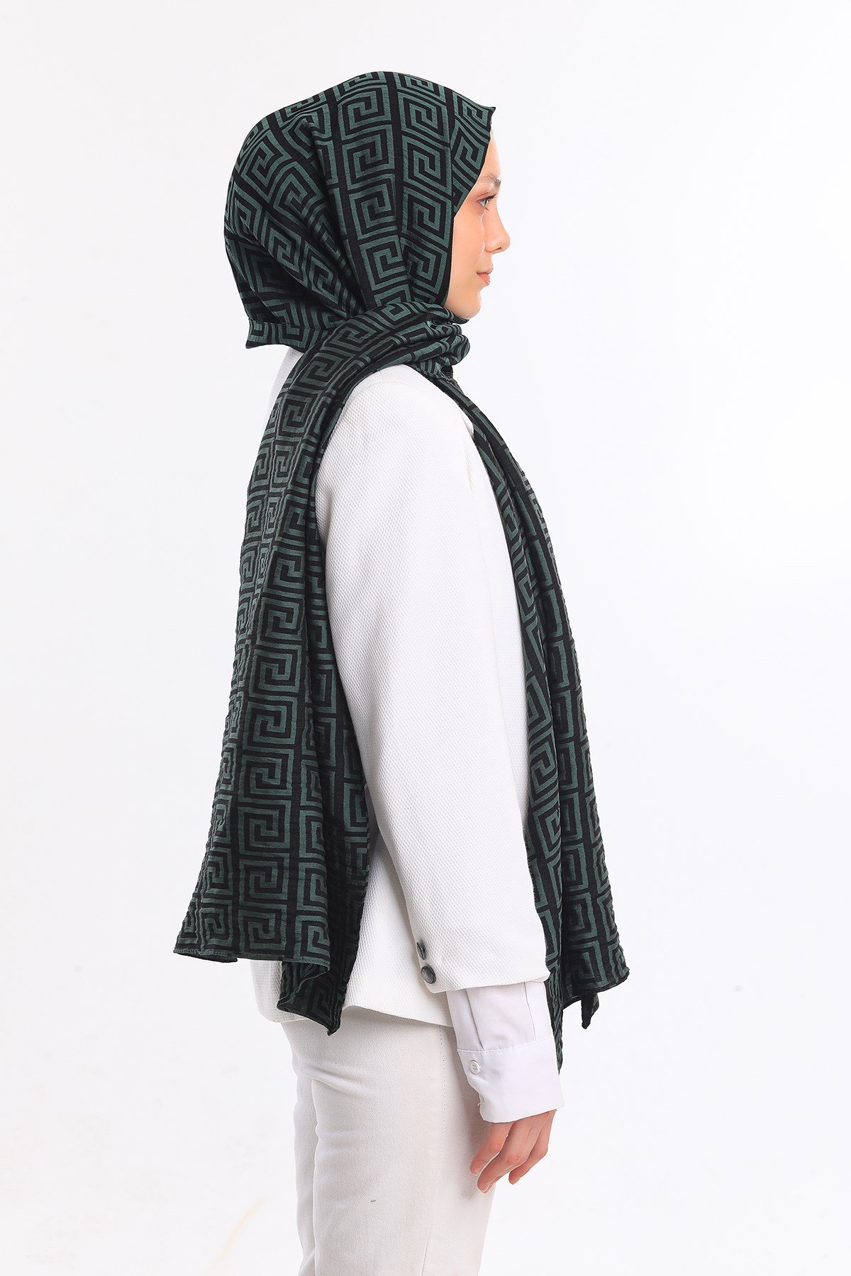 JAKARLI MODAL ŞALJakar Dokuma Desen Jakarlı Modal Seri Şal Askısı ile Birlikte 75x200 cm