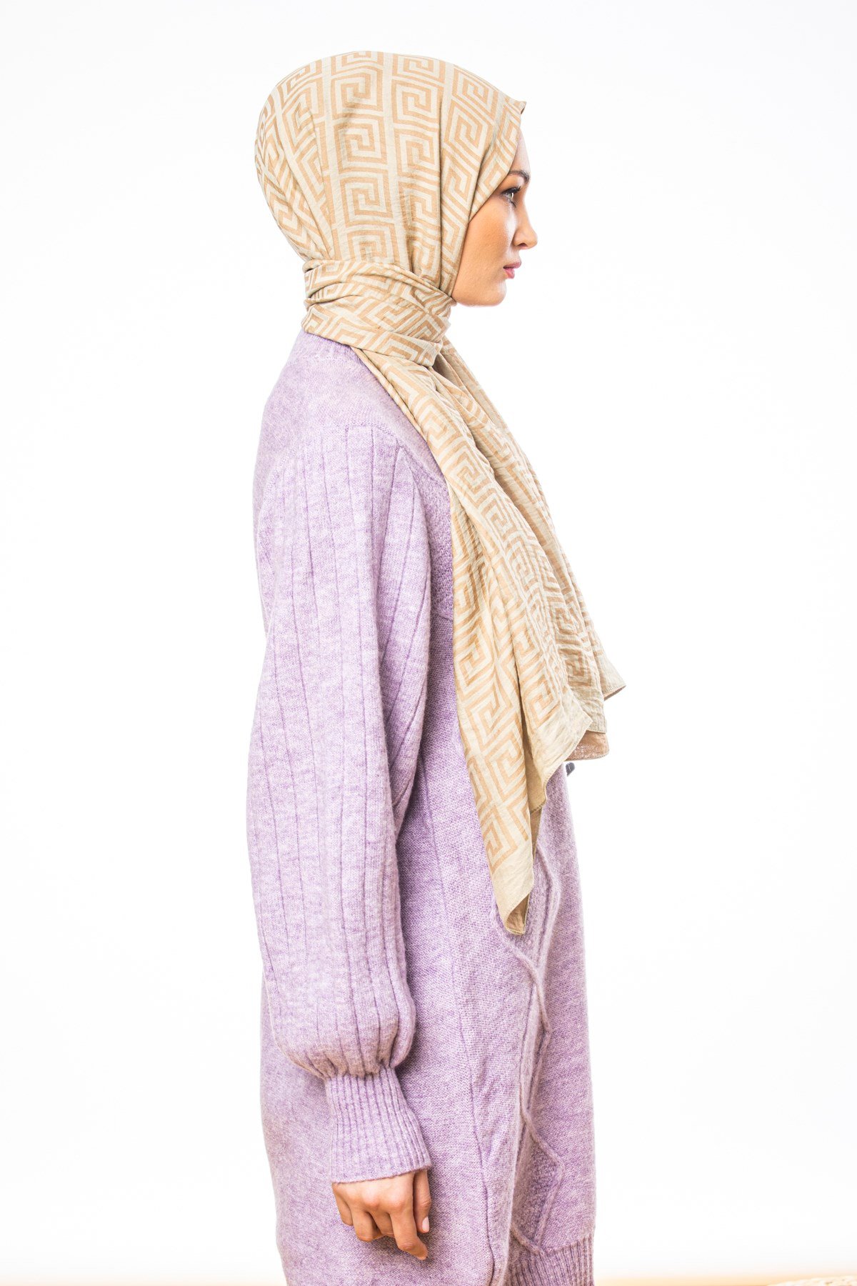 JAKARLI MODAL ŞALJakar Dokuma Desen Jakarlı Modal Seri Şal Askısı ile Birlikte 75x200 cm