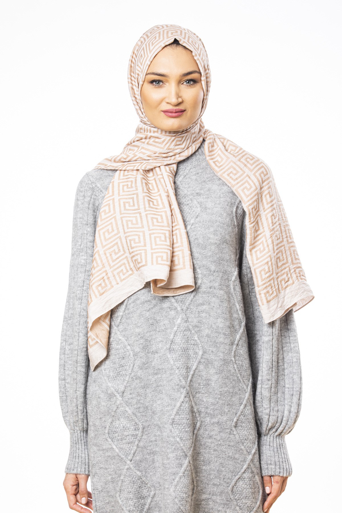 JAKARLI MODAL ŞALJakar Dokuma Desen Jakarlı Modal Seri Şal Askısı ile Birlikte 75x200 cm