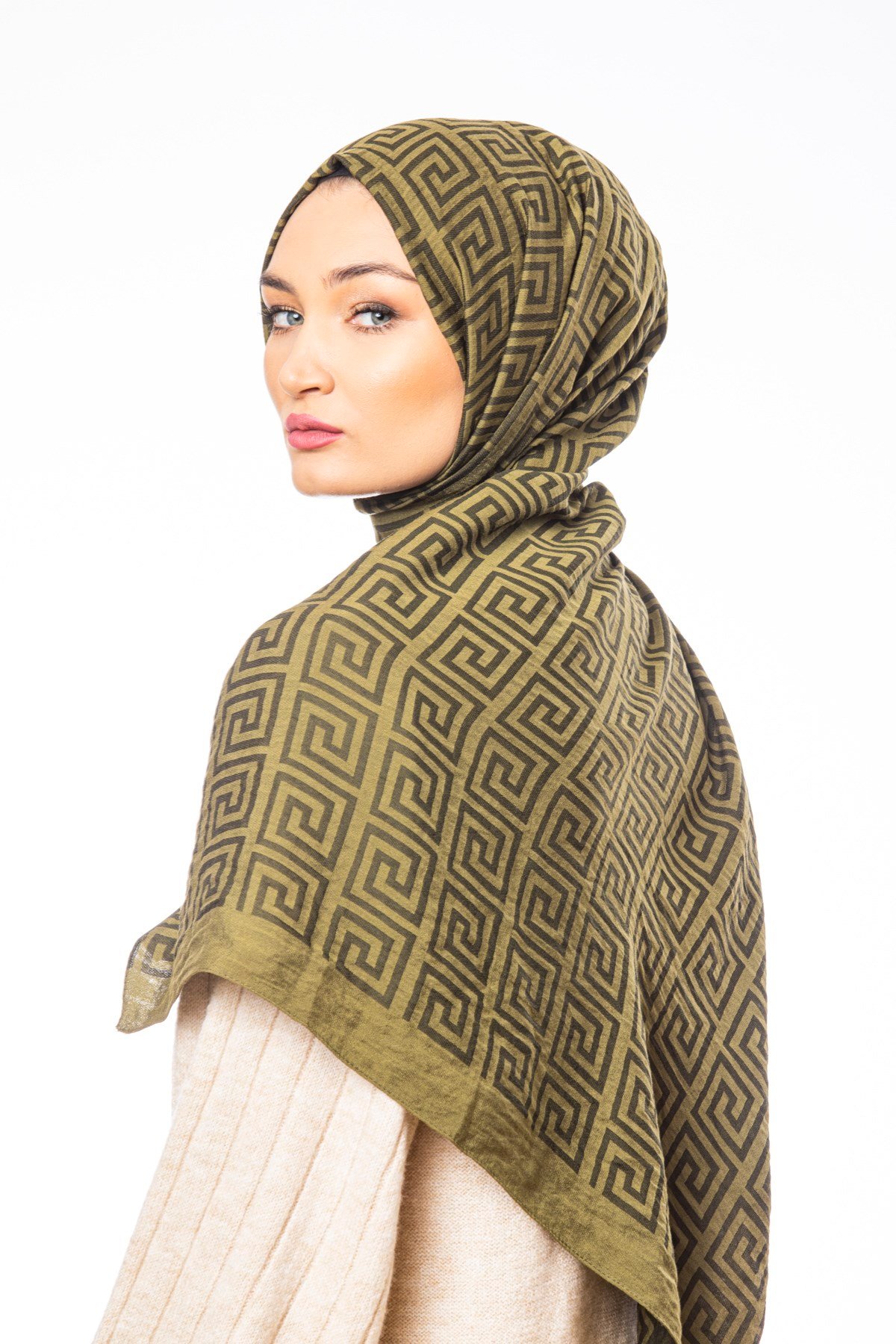 JAKARLI MODAL ŞALJakar Dokuma Desen Jakarlı Modal Seri Şal Askısı ile Birlikte 75x200 cm