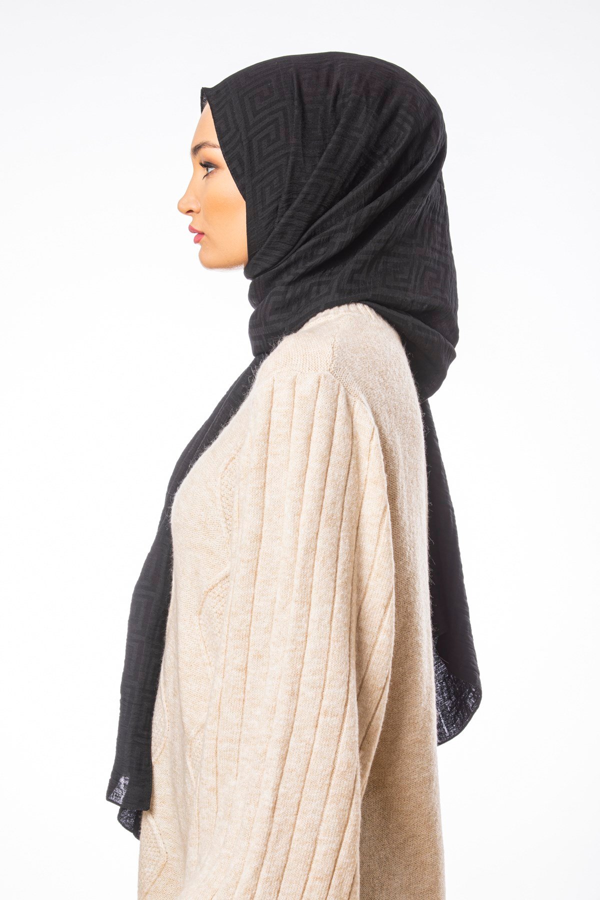 JAKARLI MODAL ŞALJakar Dokuma Desen Jakarlı Modal Seri Şal Askısı ile Birlikte 75x200 cm