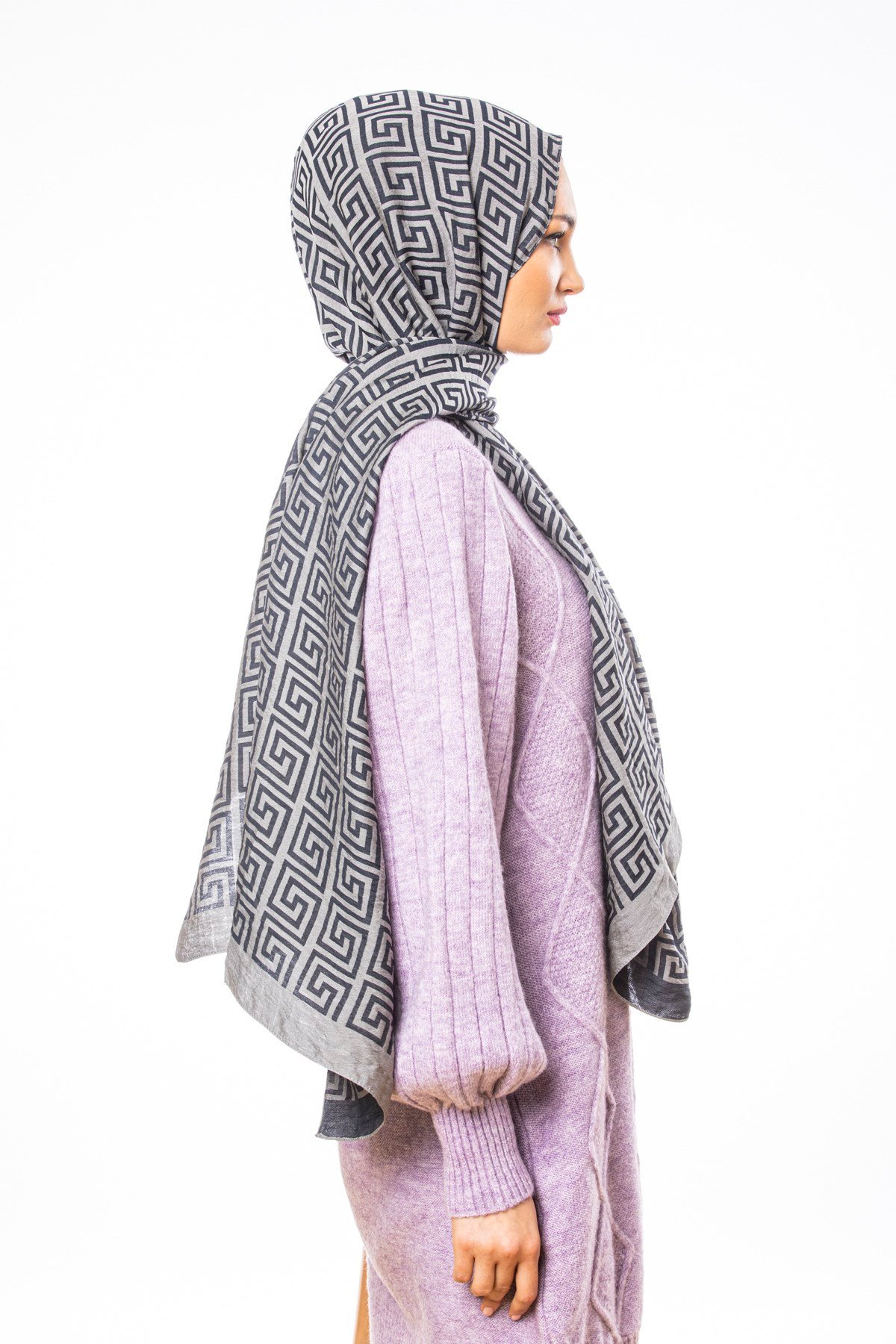 JAKARLI MODAL ŞALJakar Dokuma Desen Jakarlı Modal Seri Şal Askısı ile Birlikte 75x200 cm