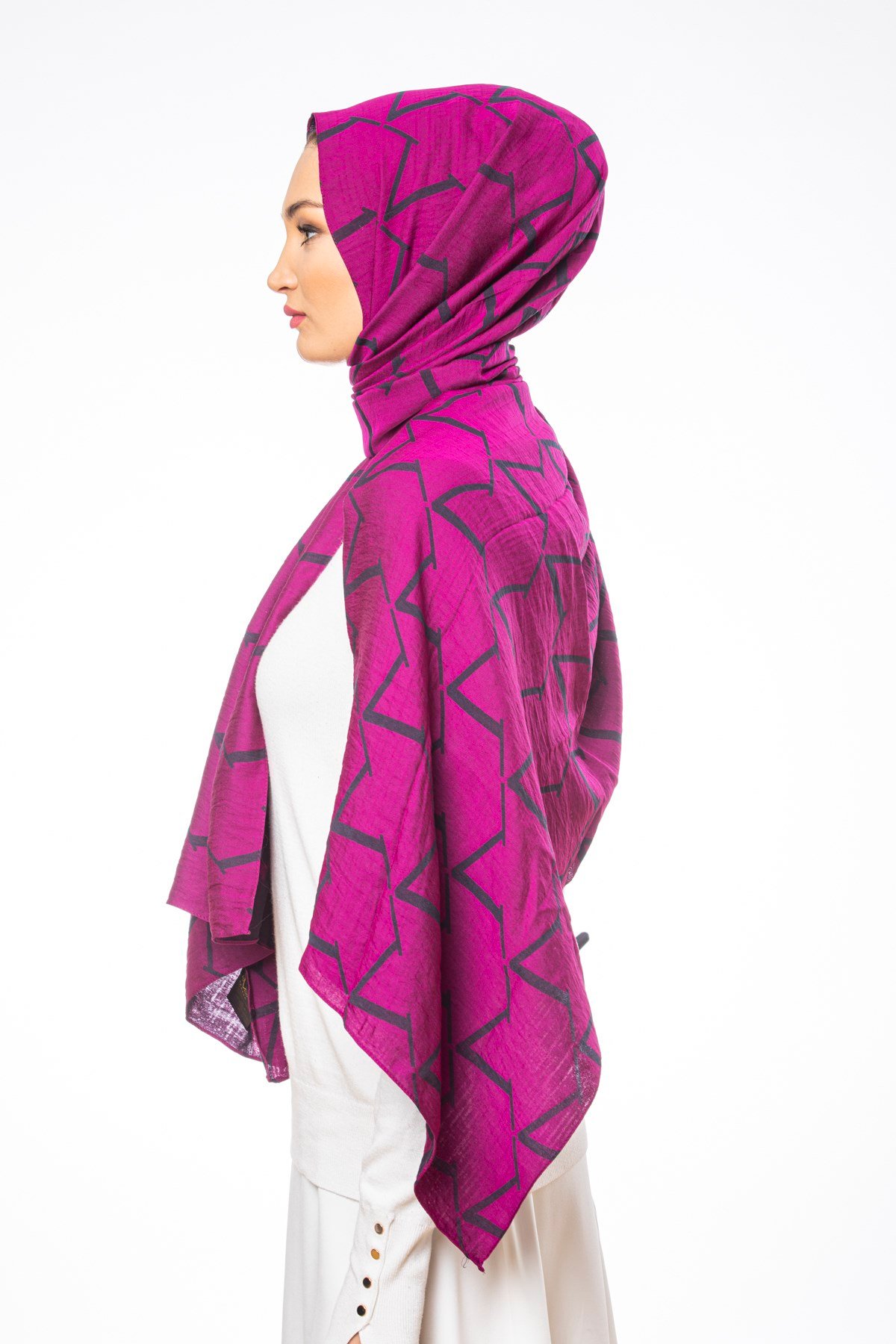 JAKARLI MODAL ŞALV  Desen Jakarlı Modal Seri Şal Askısı ile Birlikte 75x200 cm