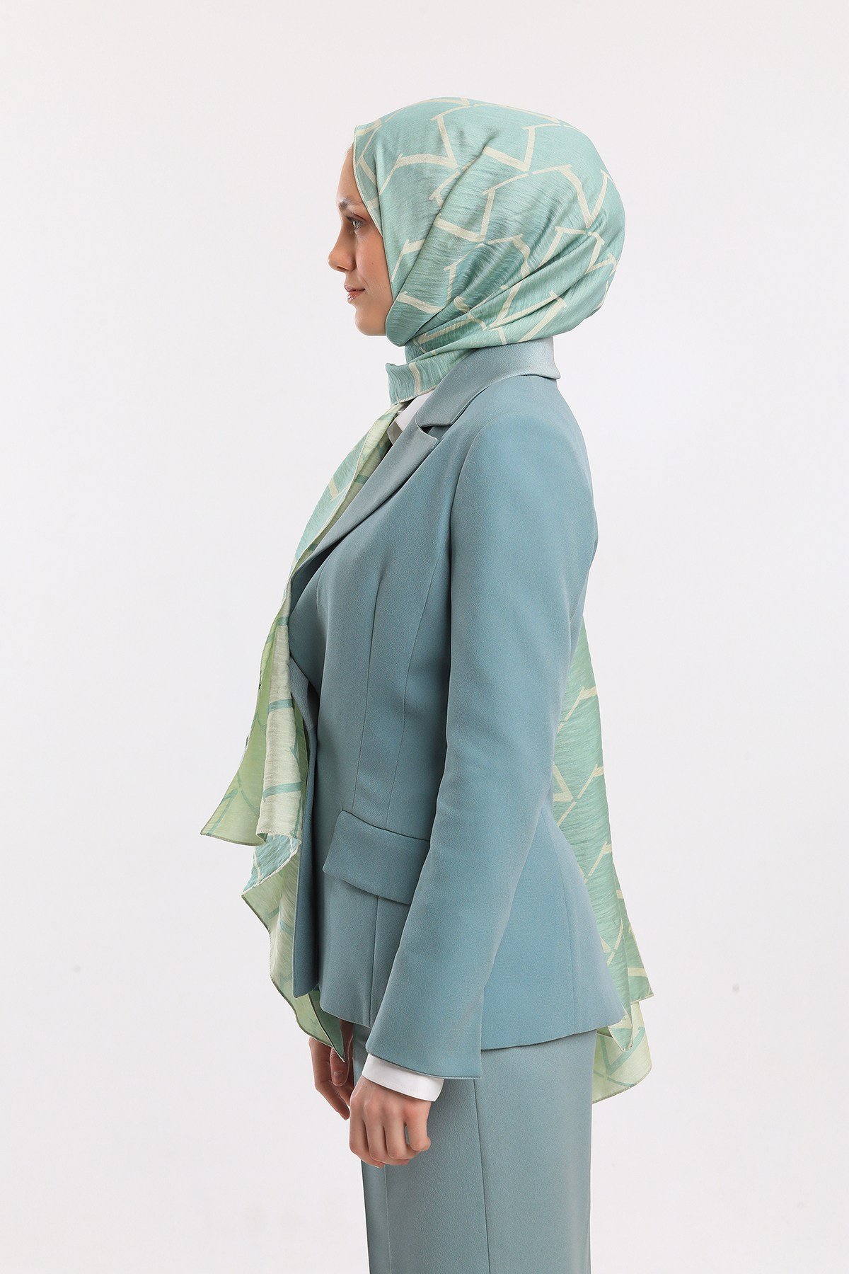 JAKARLI MODAL ŞALV  Desen Jakarlı Modal Seri Şal Askısı ile Birlikte 75x200 cm