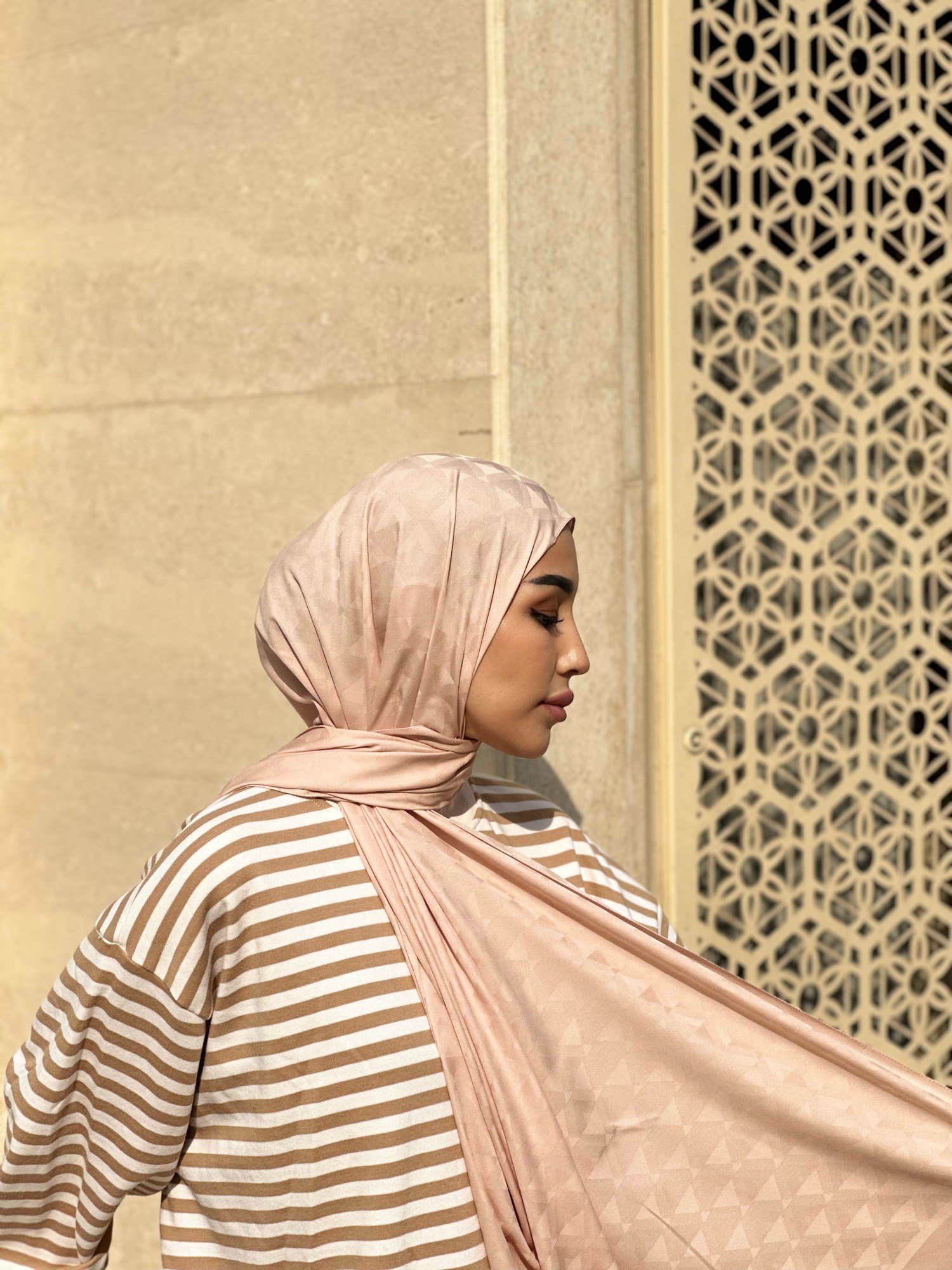 ShawlFrance Jakar Seri Şal Askısı ile Birlikte 70x180 cm