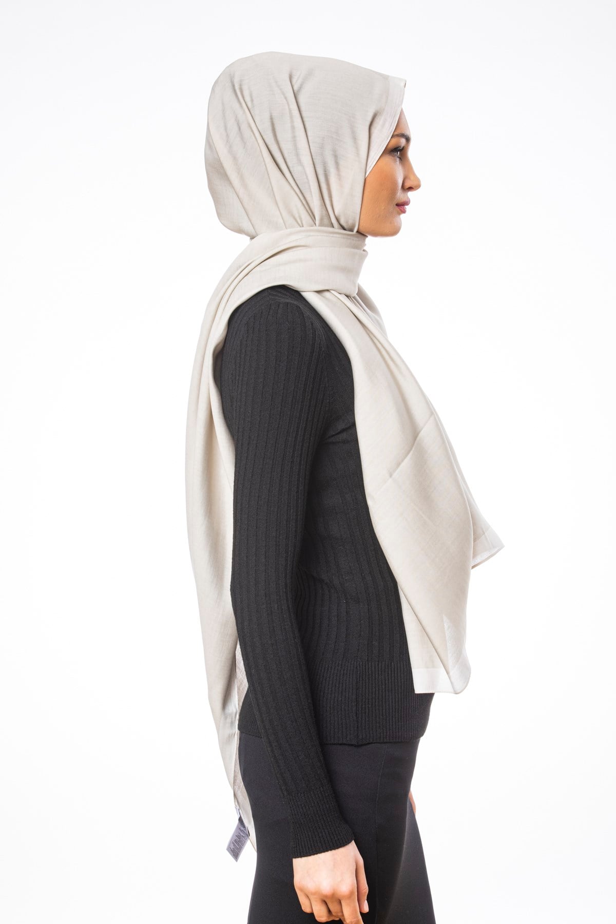 JAKARLI MODAL ŞALDüz Desen Modal Seri Şal Askısı ile Birlikte 75x200 cm