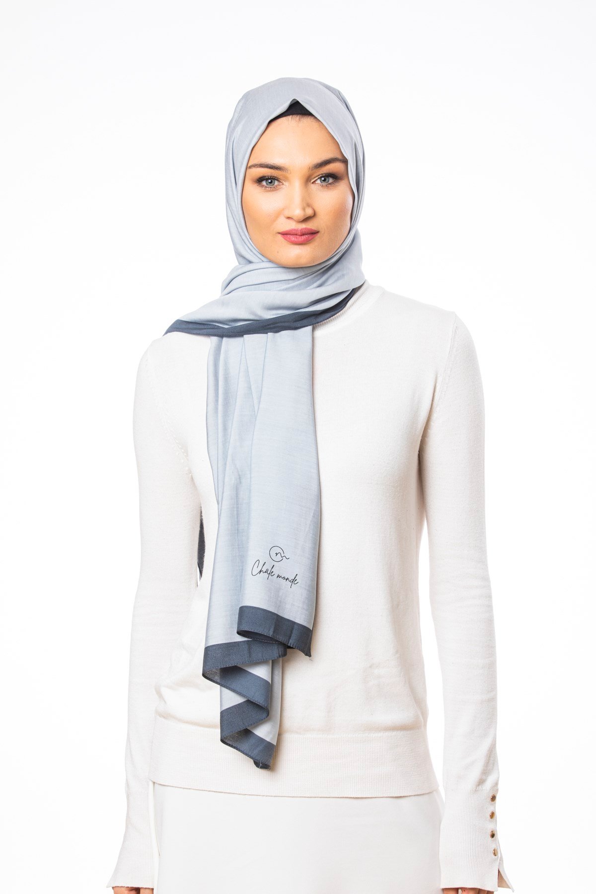 JAKARLI MODAL ŞALDüz Desen Modal Seri Şal Askısı ile Birlikte 75x200 cm