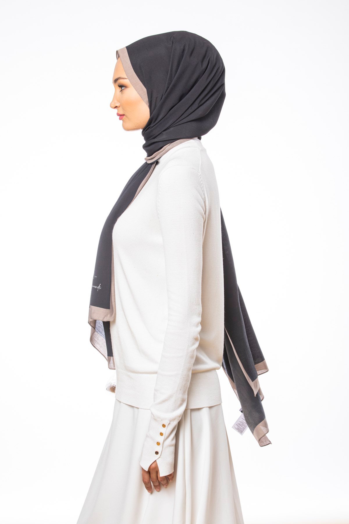 JAKARLI MODAL ŞALDüz Desen Modal Seri Şal Askısı ile Birlikte 75x200 cm