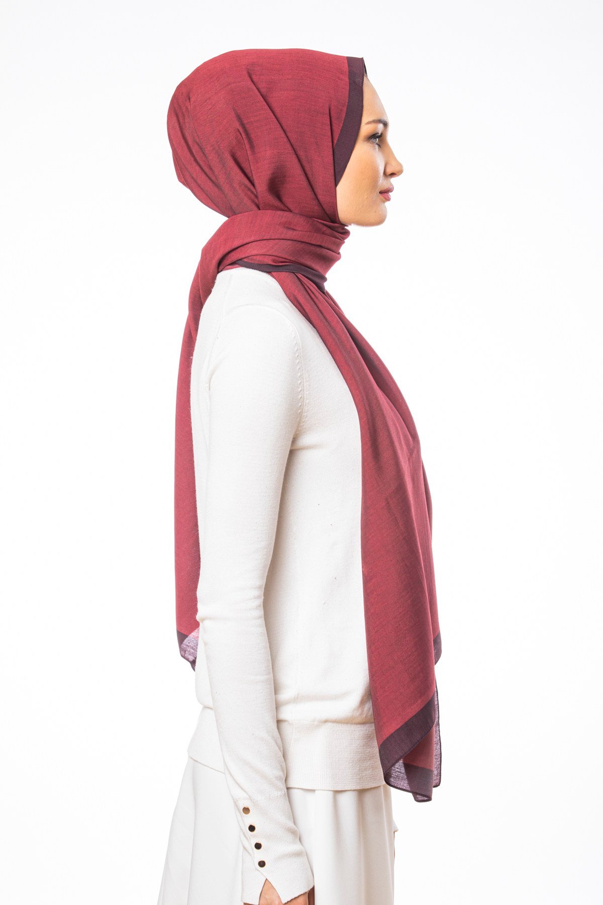 JAKARLI MODAL ŞALDüz Desen Modal Seri Şal Askısı ile Birlikte 75x200 cm