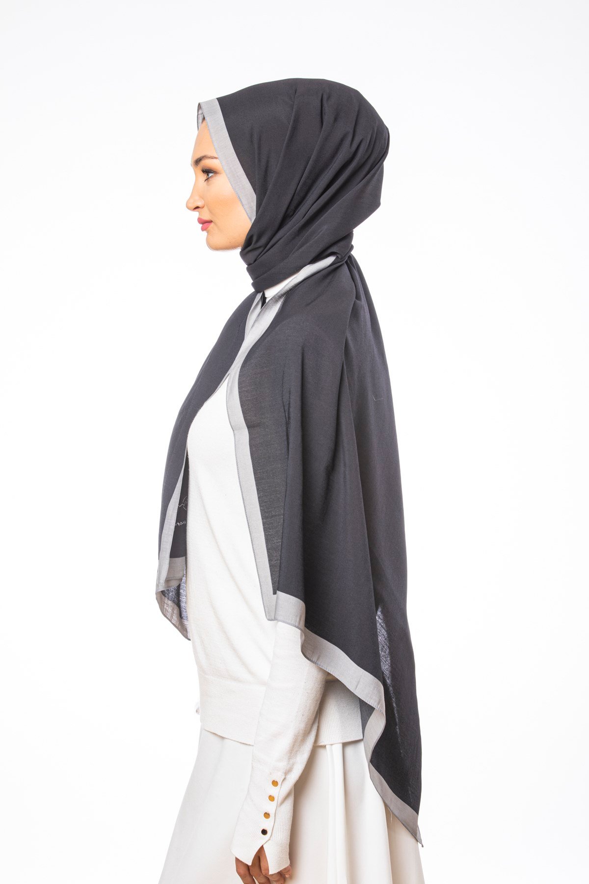 JAKARLI MODAL ŞALDüz Desen Modal Seri Şal Askısı ile Birlikte 75x200 cm