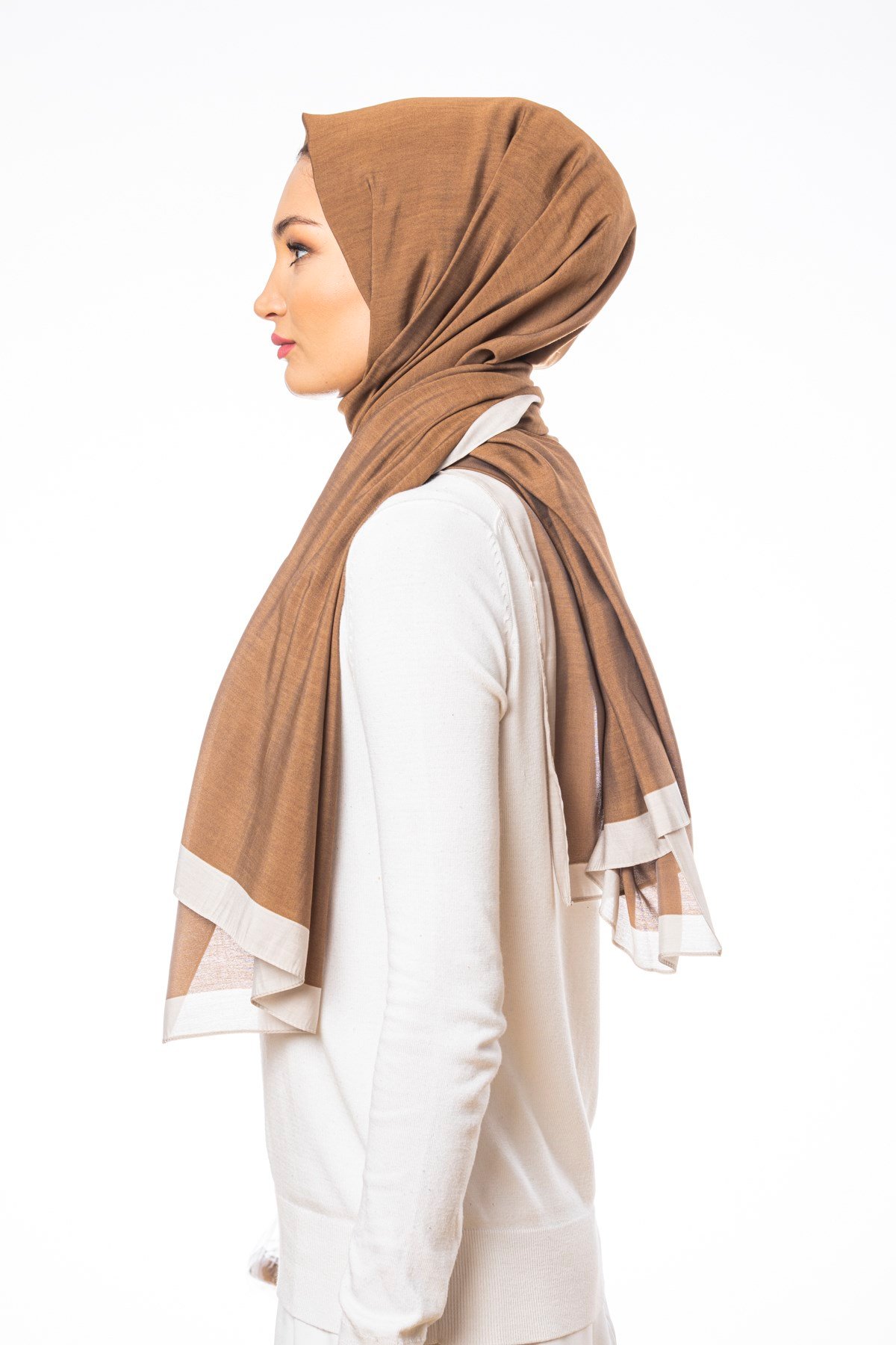 JAKARLI MODAL ŞALDüz Desen Modal Seri Şal Askısı ile Birlikte 75x200 cm