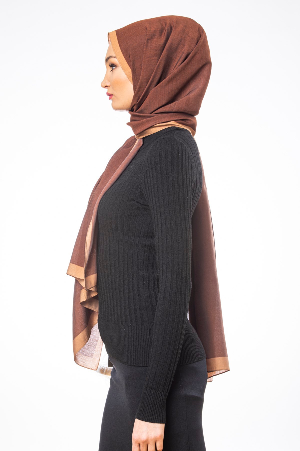 JAKARLI MODAL ŞALDüz Desen Modal Seri Şal Askısı ile Birlikte 75x200 cm