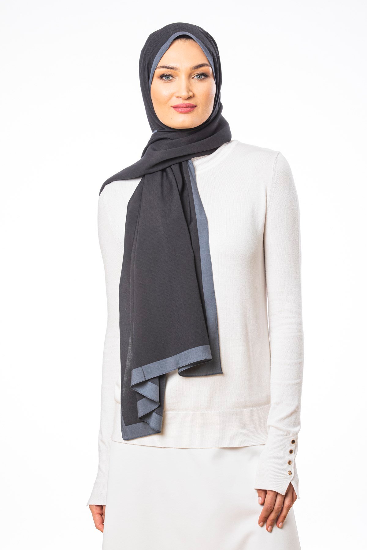 JAKARLI MODAL ŞALDüz Desen Modal Seri Şal Askısı ile Birlikte 75x200 cm