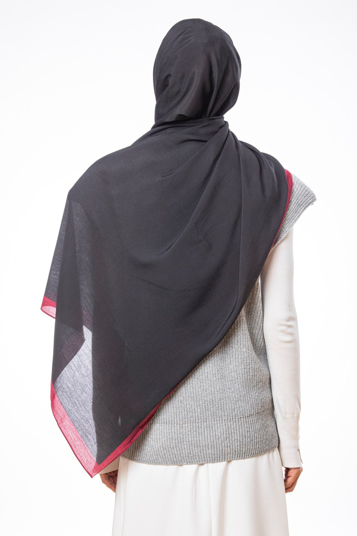 JAKARLI MODAL ŞALDüz Desen Modal Seri Şal Askısı ile Birlikte 75x200 cm