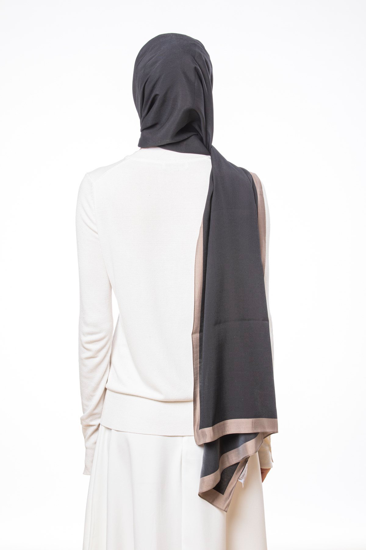 JAKARLI MODAL ŞALDüz Desen Modal Seri Şal Askısı ile Birlikte 75x200 cm