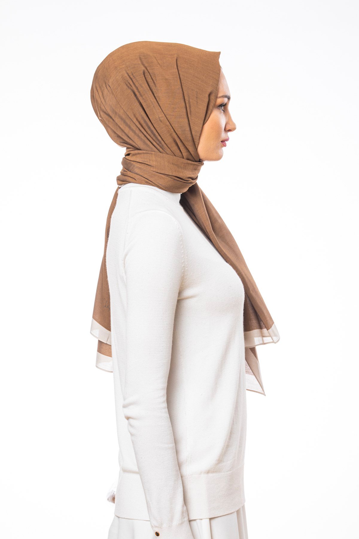 JAKARLI MODAL ŞALDüz Desen Modal Seri Şal Askısı ile Birlikte 75x200 cm