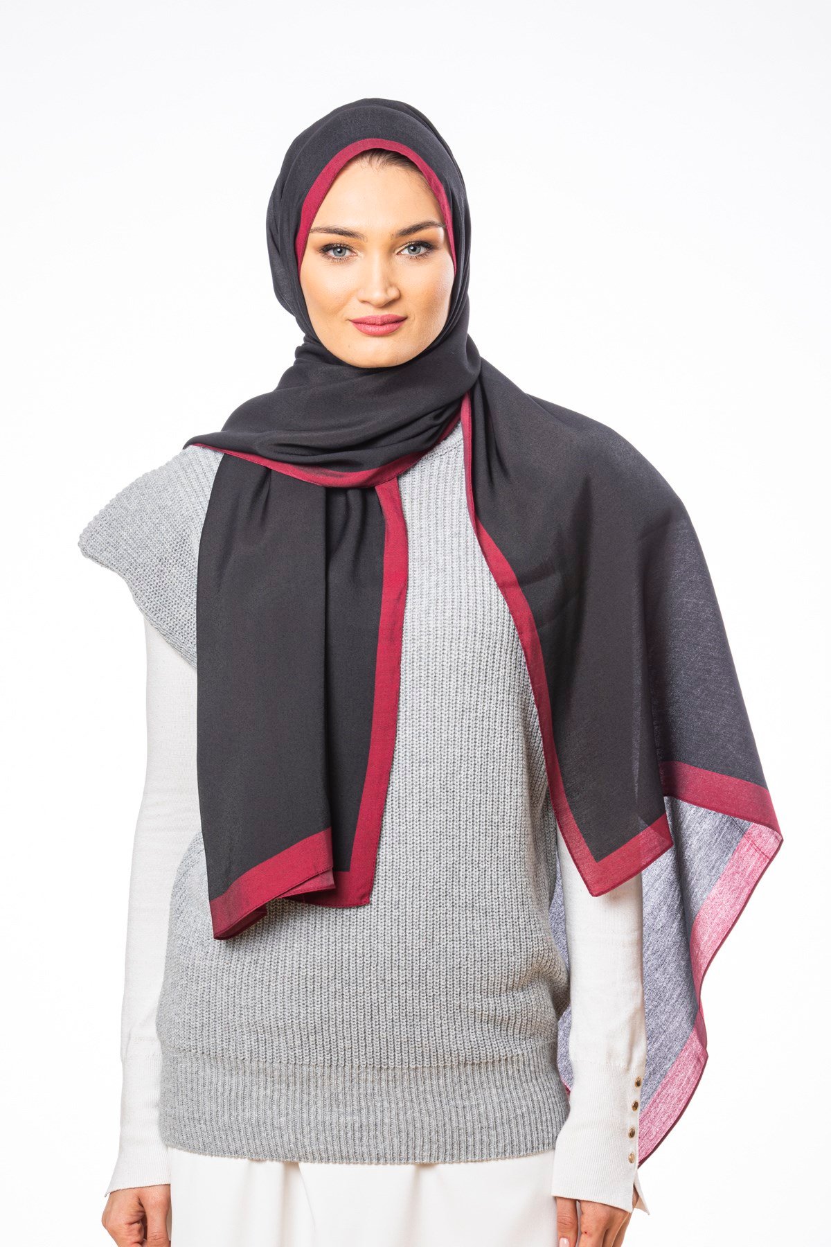 JAKARLI MODAL ŞALDüz Desen Modal Seri Şal Askısı ile Birlikte 75x200 cm