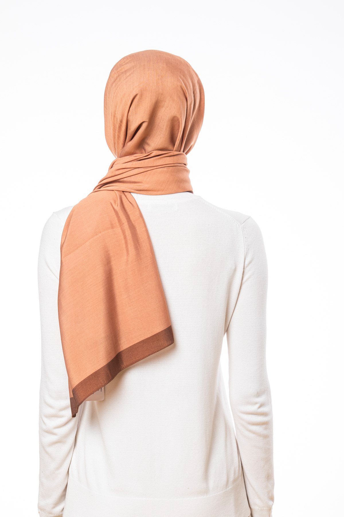 JAKARLI MODAL ŞALDüz Desen Modal Seri Şal Askısı ile Birlikte 75x200 cm