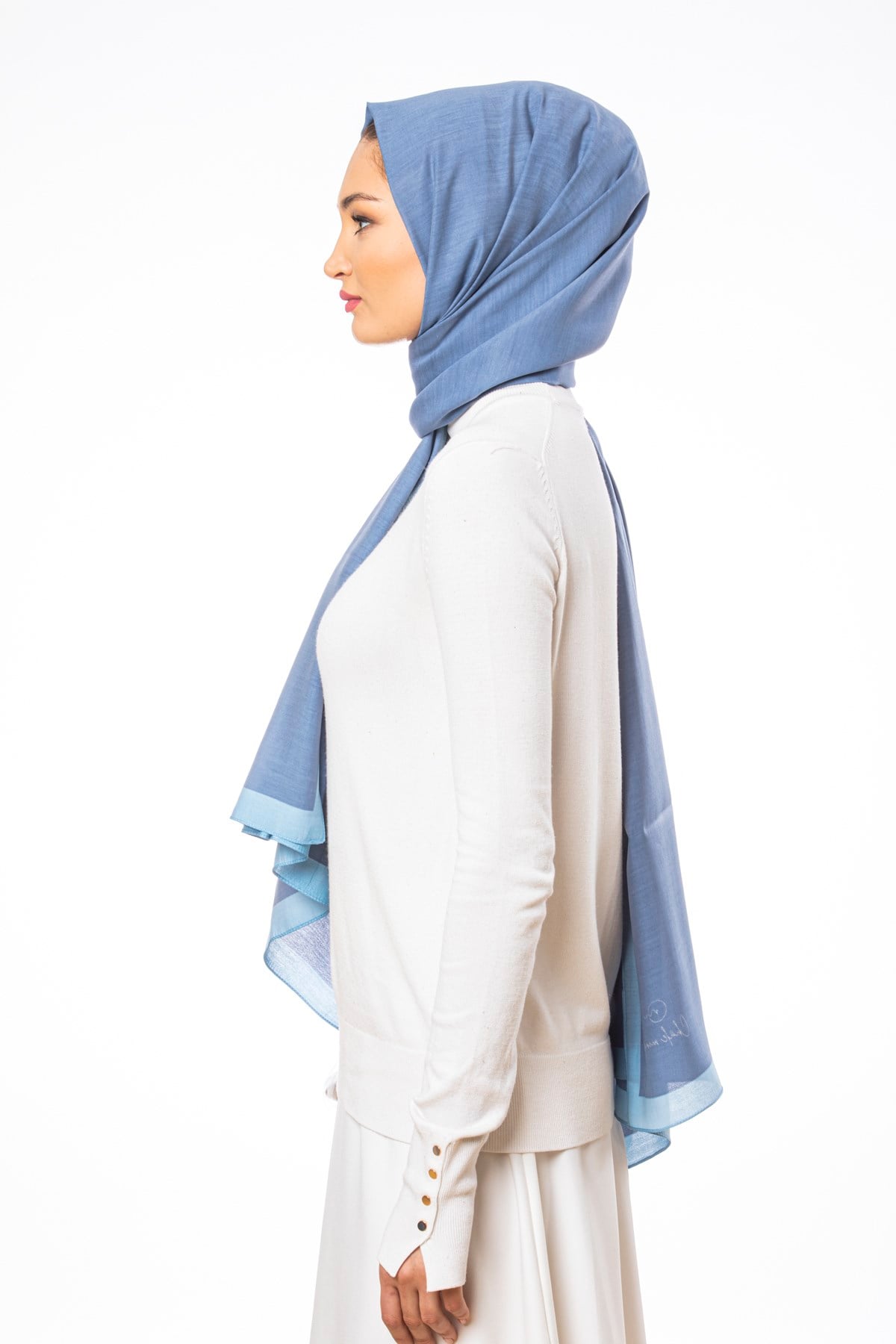 JAKARLI MODAL ŞALDüz Desen Modal Seri Şal Askısı ile Birlikte 75x200 cm