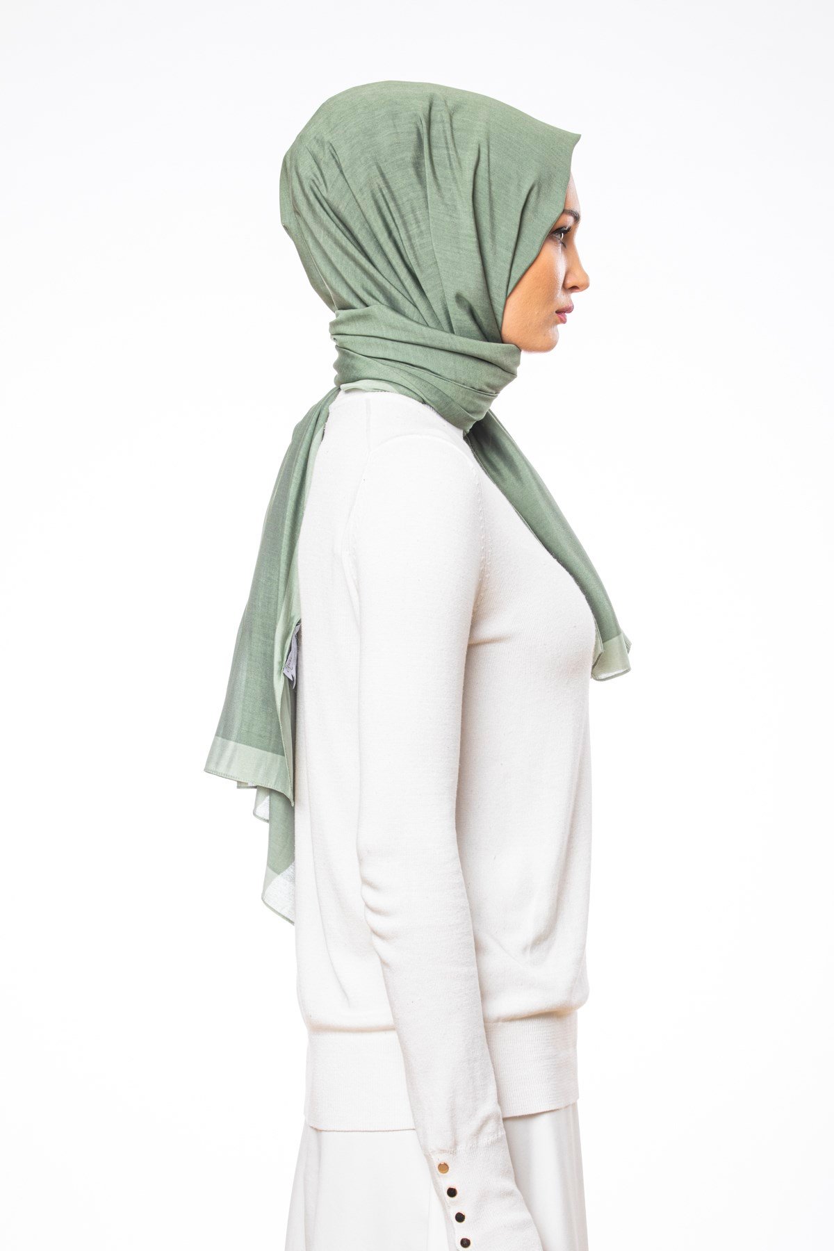 JAKARLI MODAL ŞALDüz Desen Modal Seri Şal Askısı ile Birlikte 75x200 cm