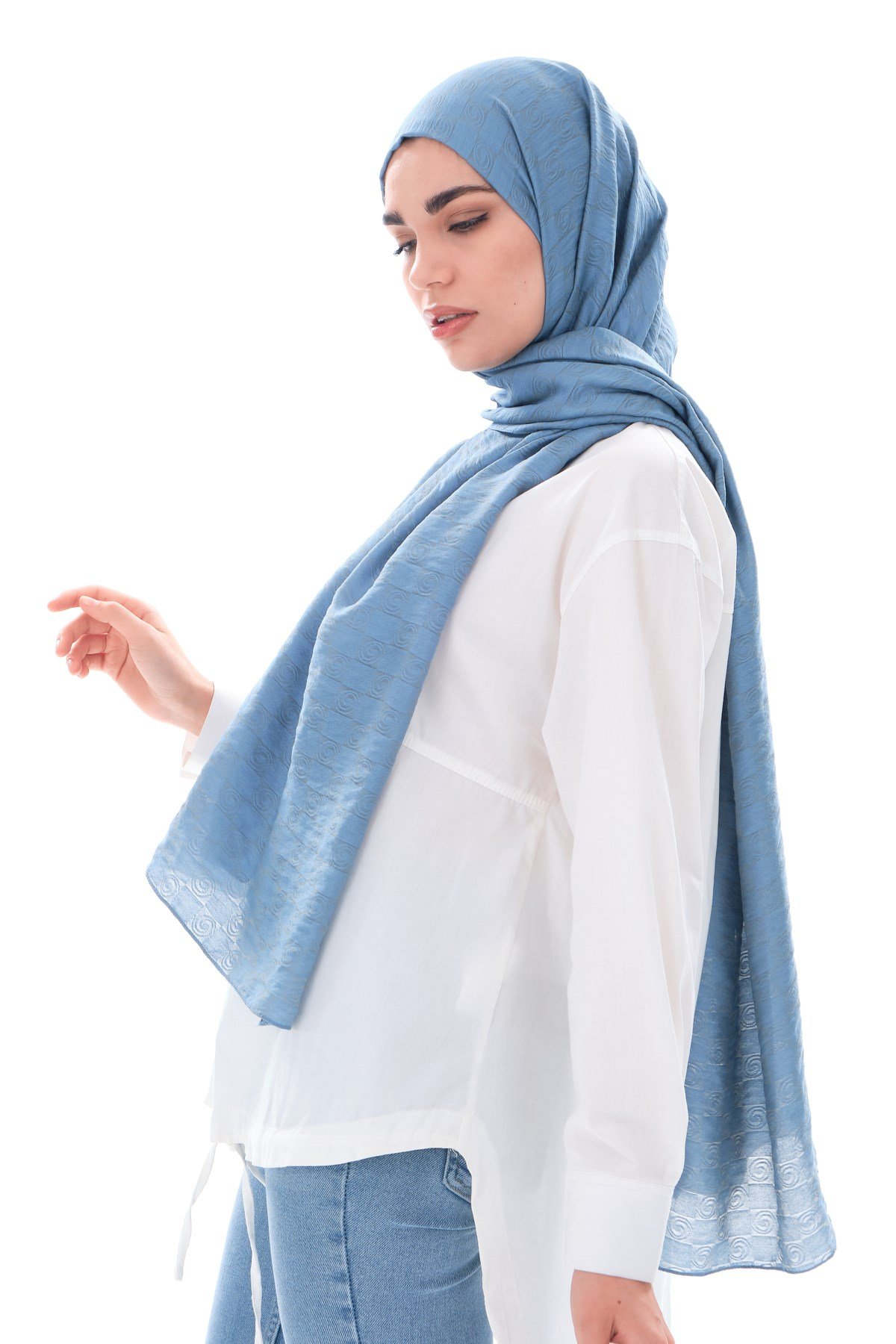 JAKARLI MODAL ŞALHelezon Desen Jakar Elegante Seri Viscon Şal Askısı ile Birlikte 75x200