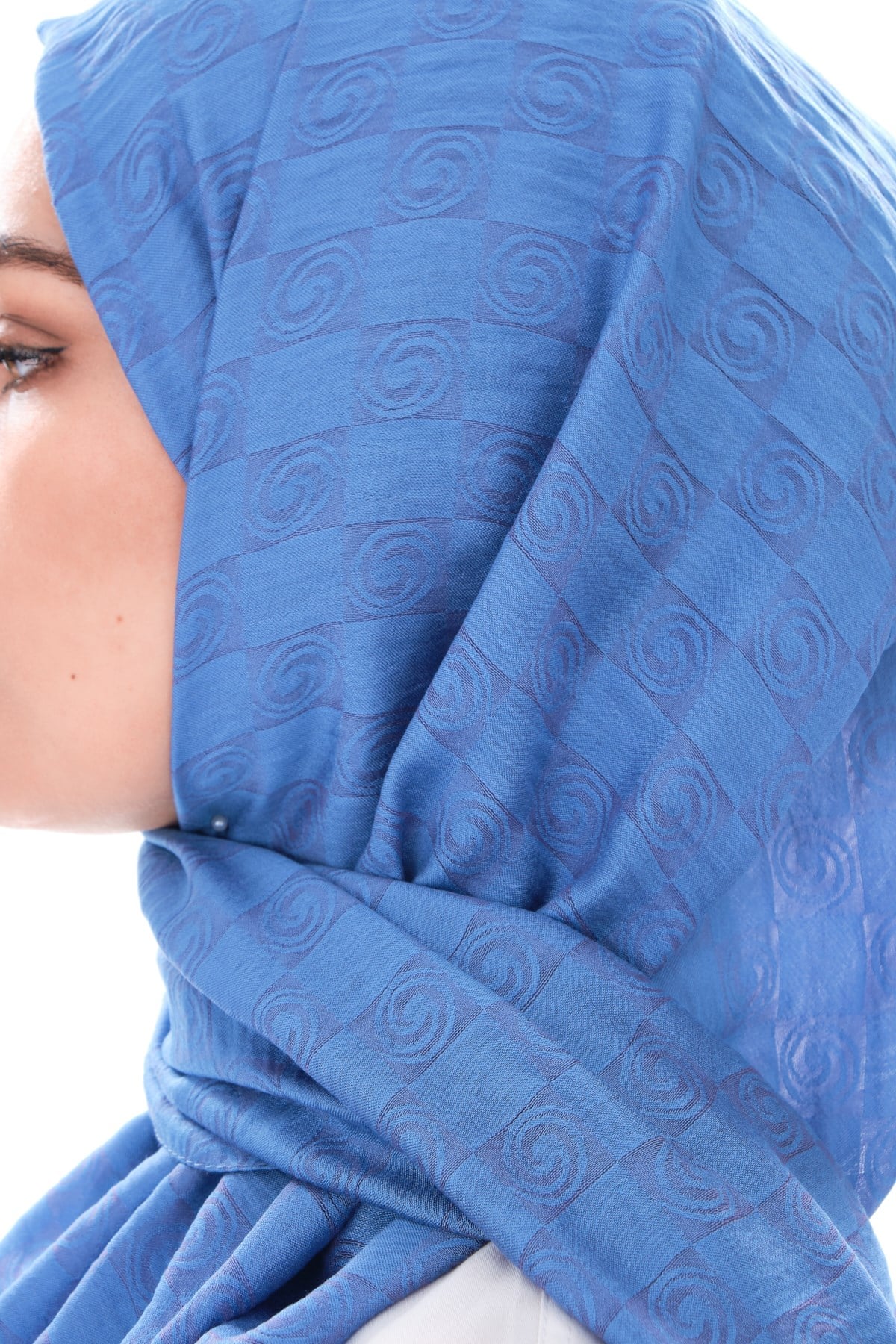 JAKARLI MODAL ŞALHelezon Desen Jakar Elegante Seri Viscon Şal Askısı ile Birlikte 75x200