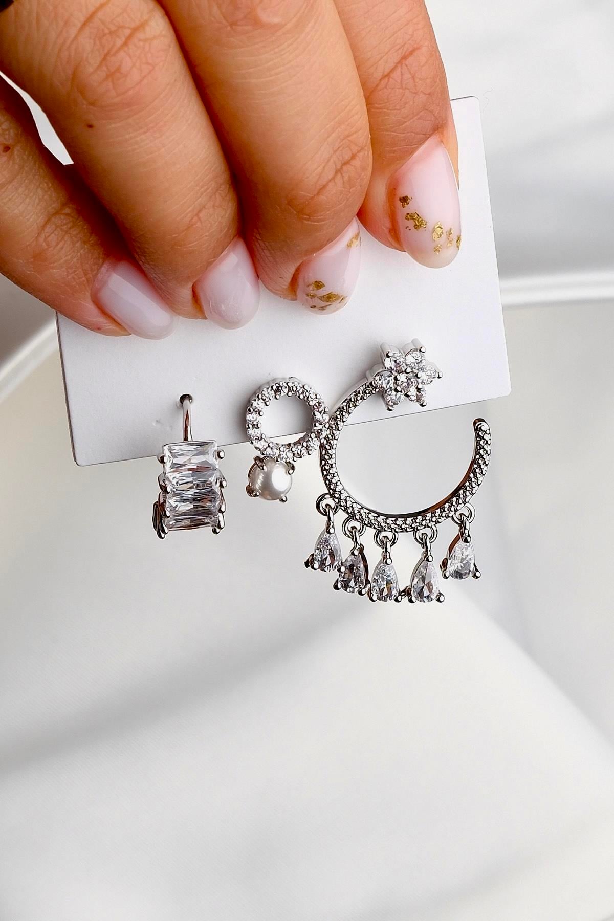 Çelik Üçlü Küpe Seti