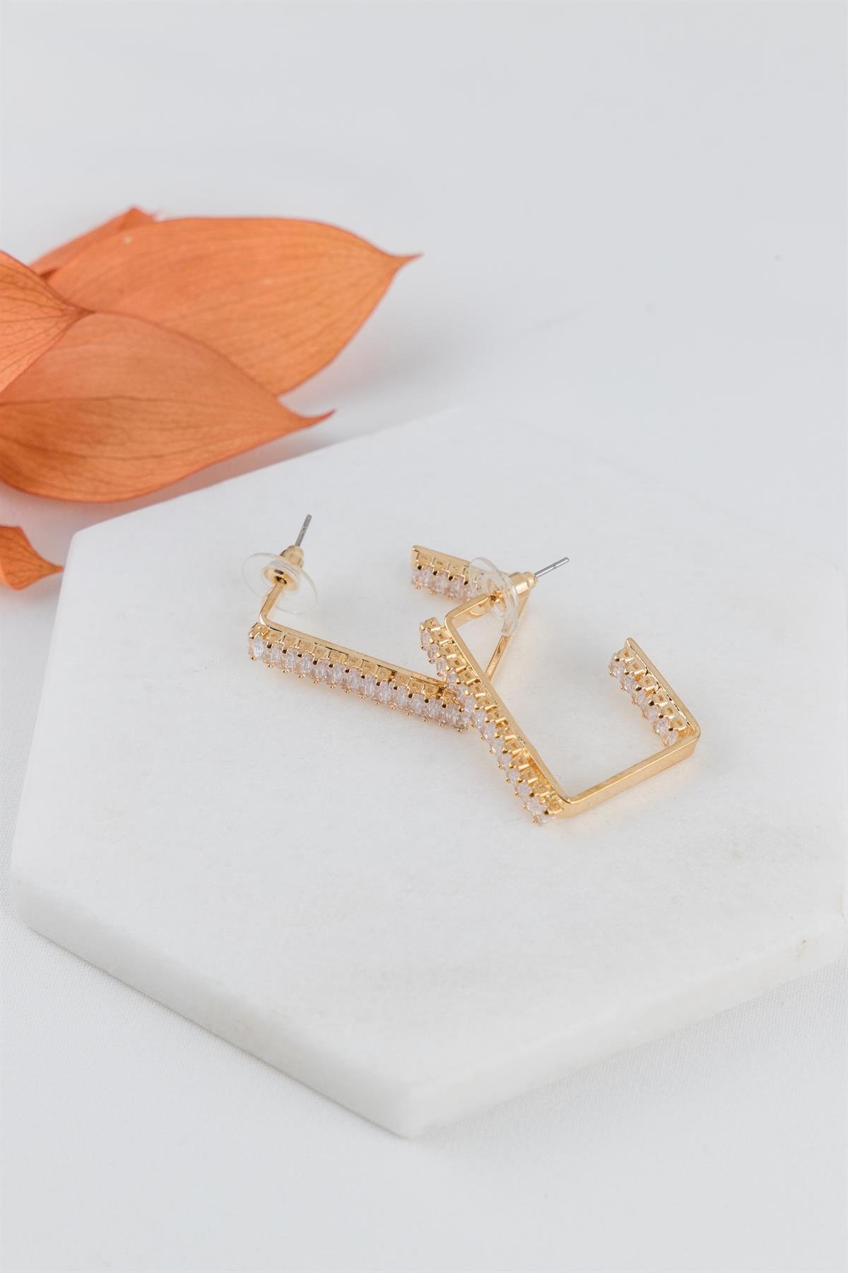 Baget Taşlı Dikdörtgen Formlu 1.6cm Gold Halka Küpe