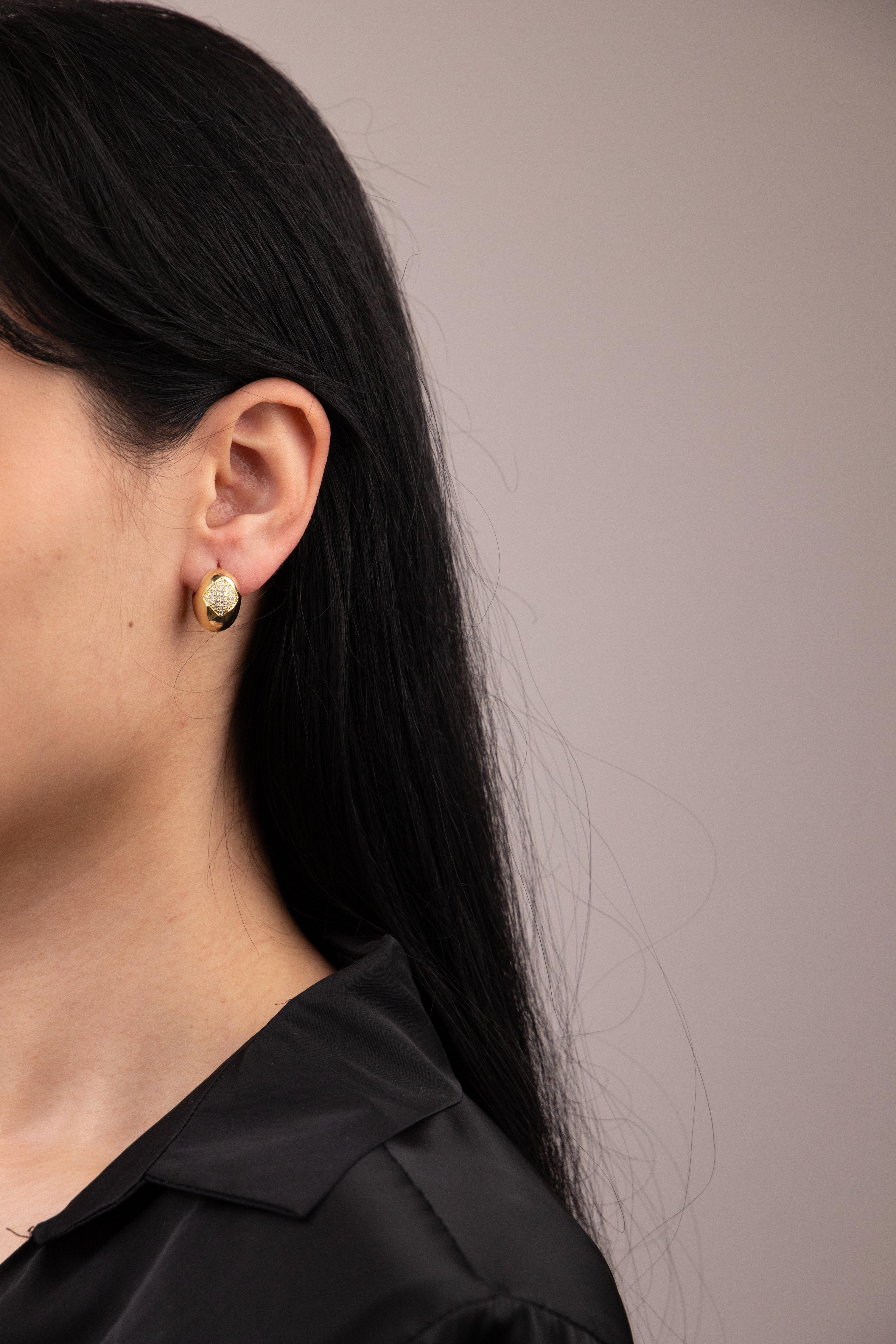 Bombeli Zirkon Taş Detaylı Gold Halka Küpe