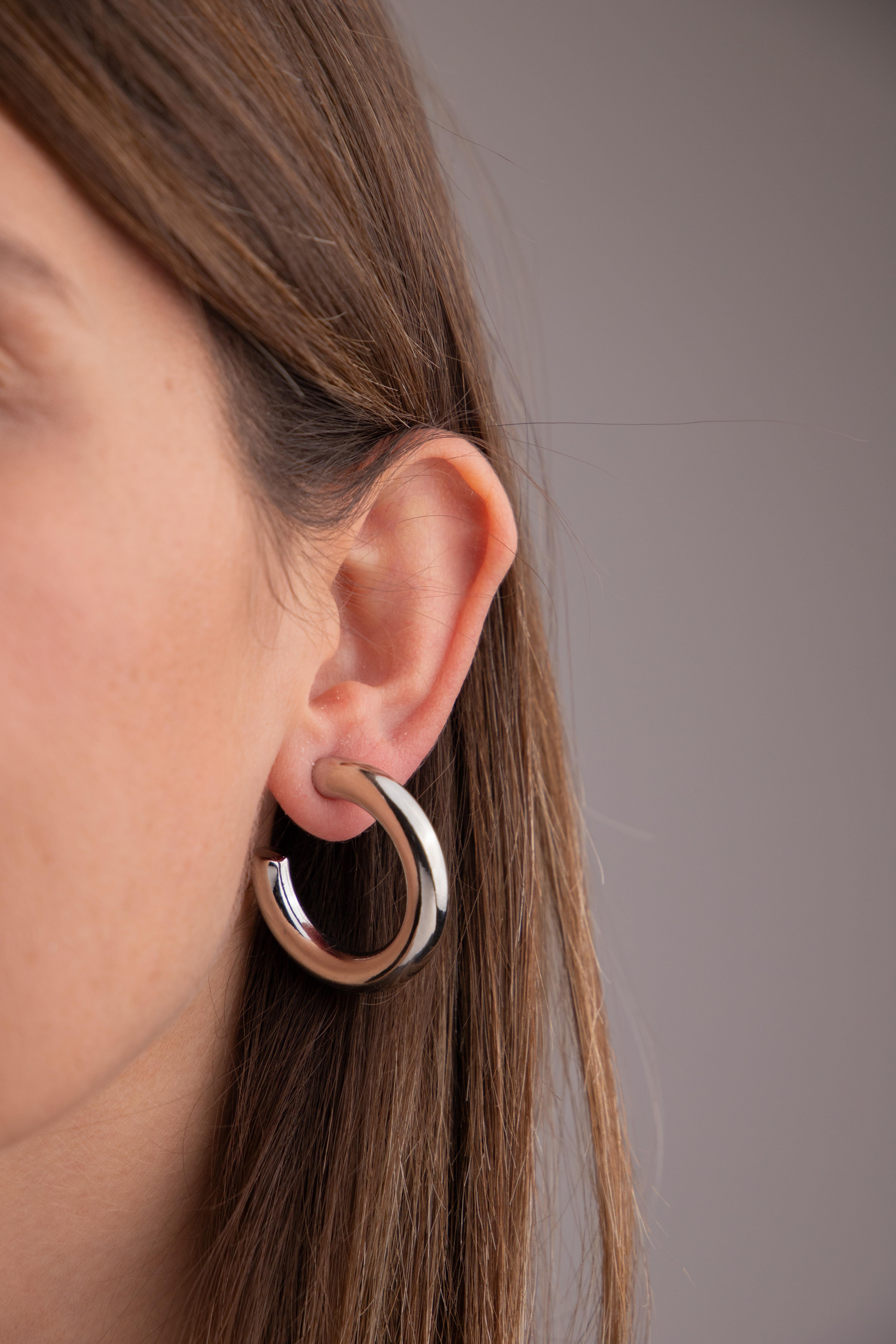 Boru Gümüş Yarım Halka Küpe