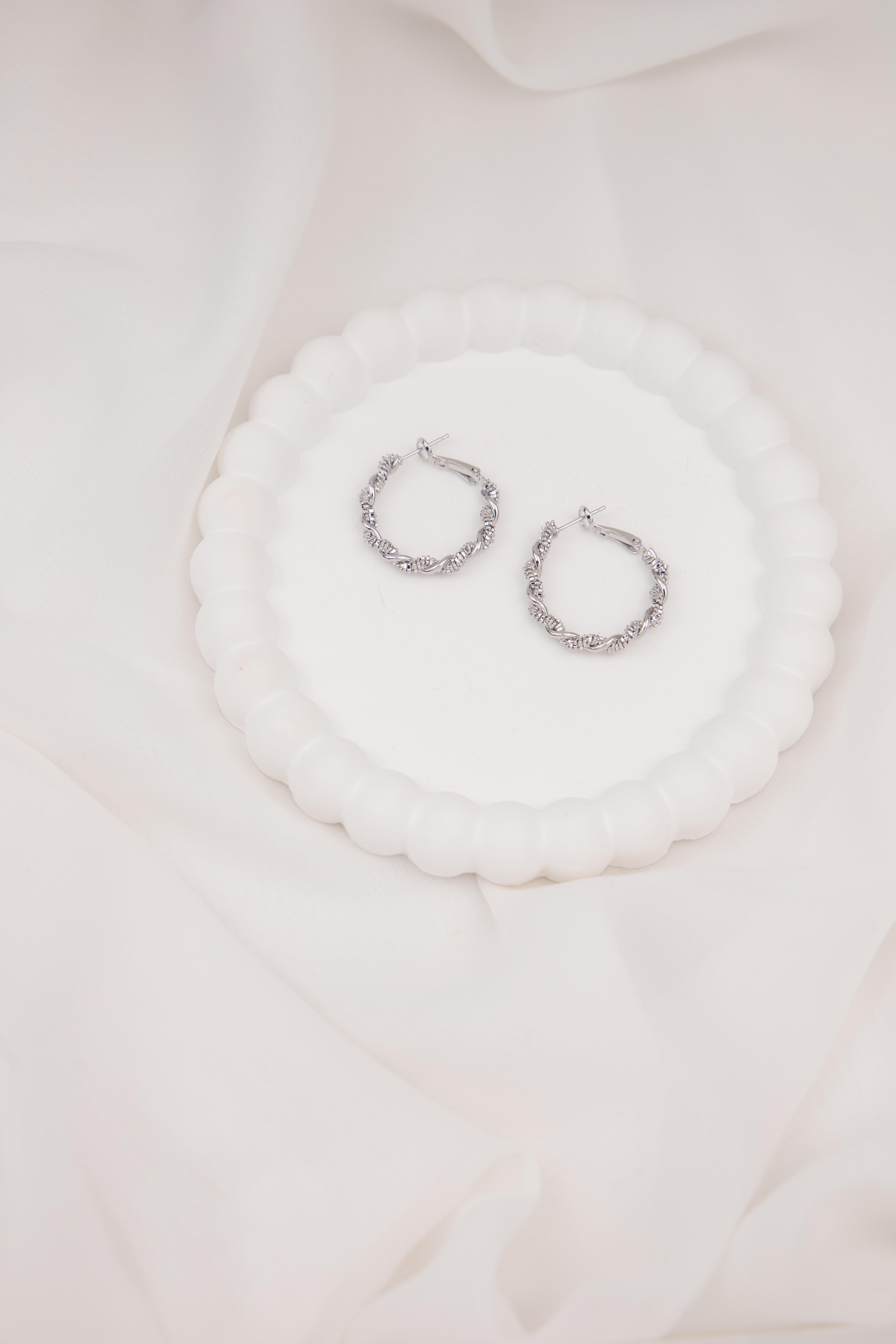 Burgu Gümüş Halka Küpe