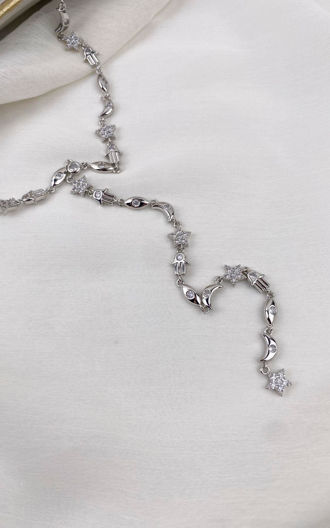 Figürlü Zirkon Taş Detaylı Gümüş Y Kolye