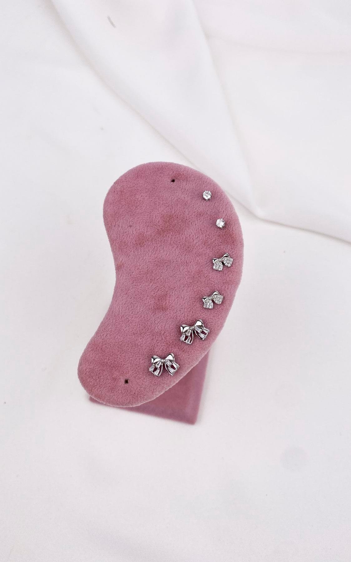 Fiyonk Figürlü Zirkon Taşlı Gümüş Set Küpe