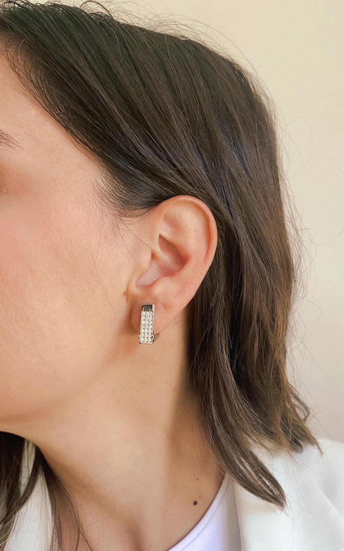 Geometrik Zirkon Taşlı Gümüş Halka Küpe