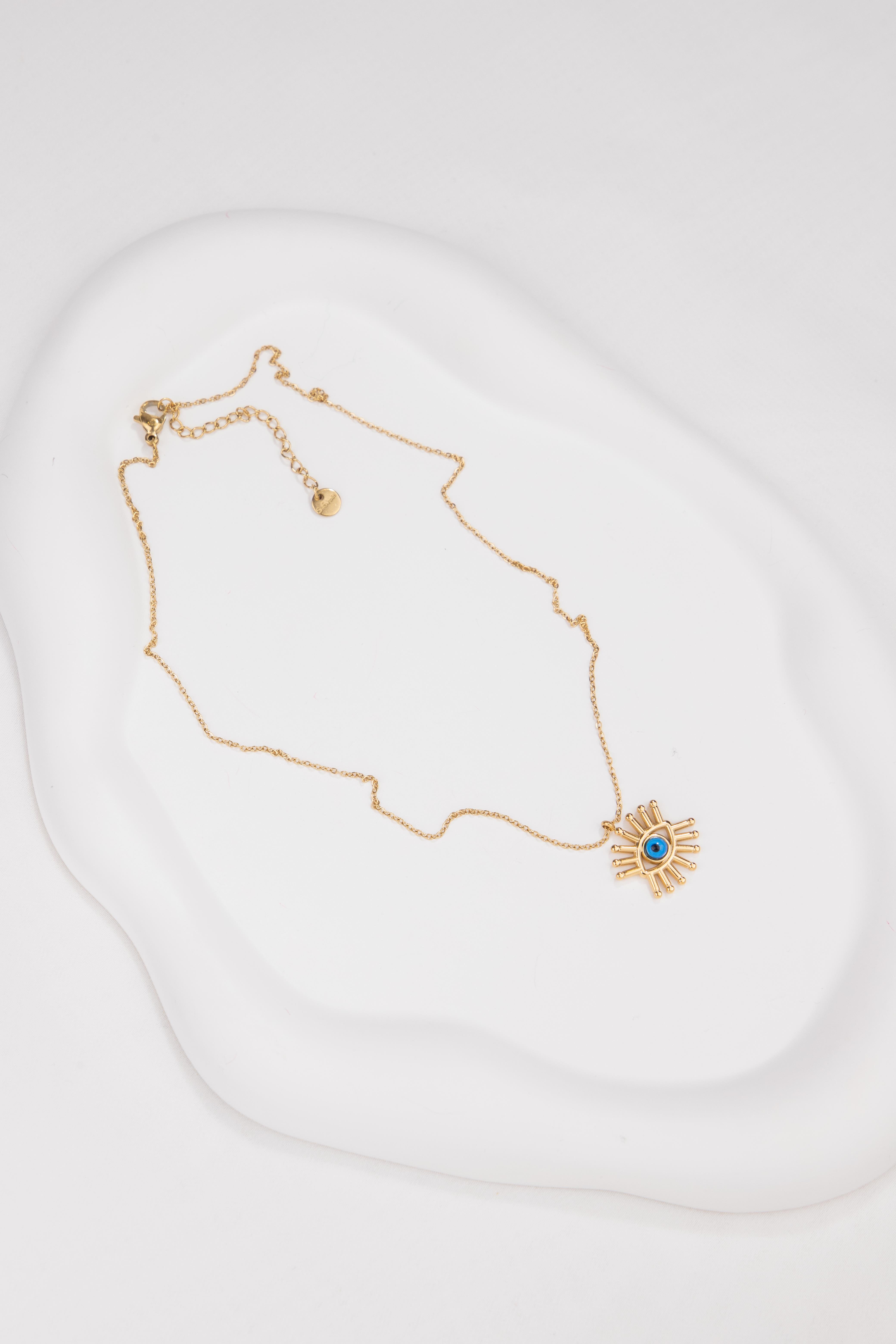 Göz Figürlü Gold Çelik Kolye