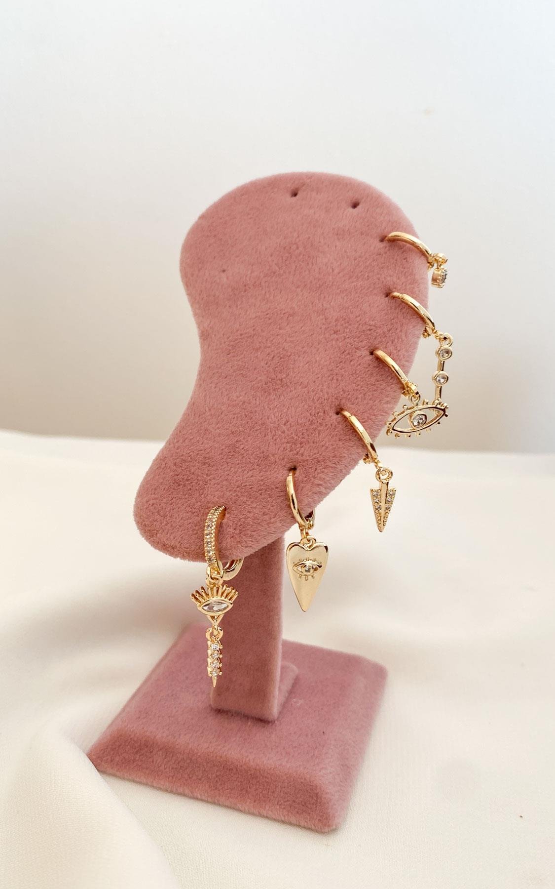 Göz ve Kalp Figürlü Gold Halka Set Küpe