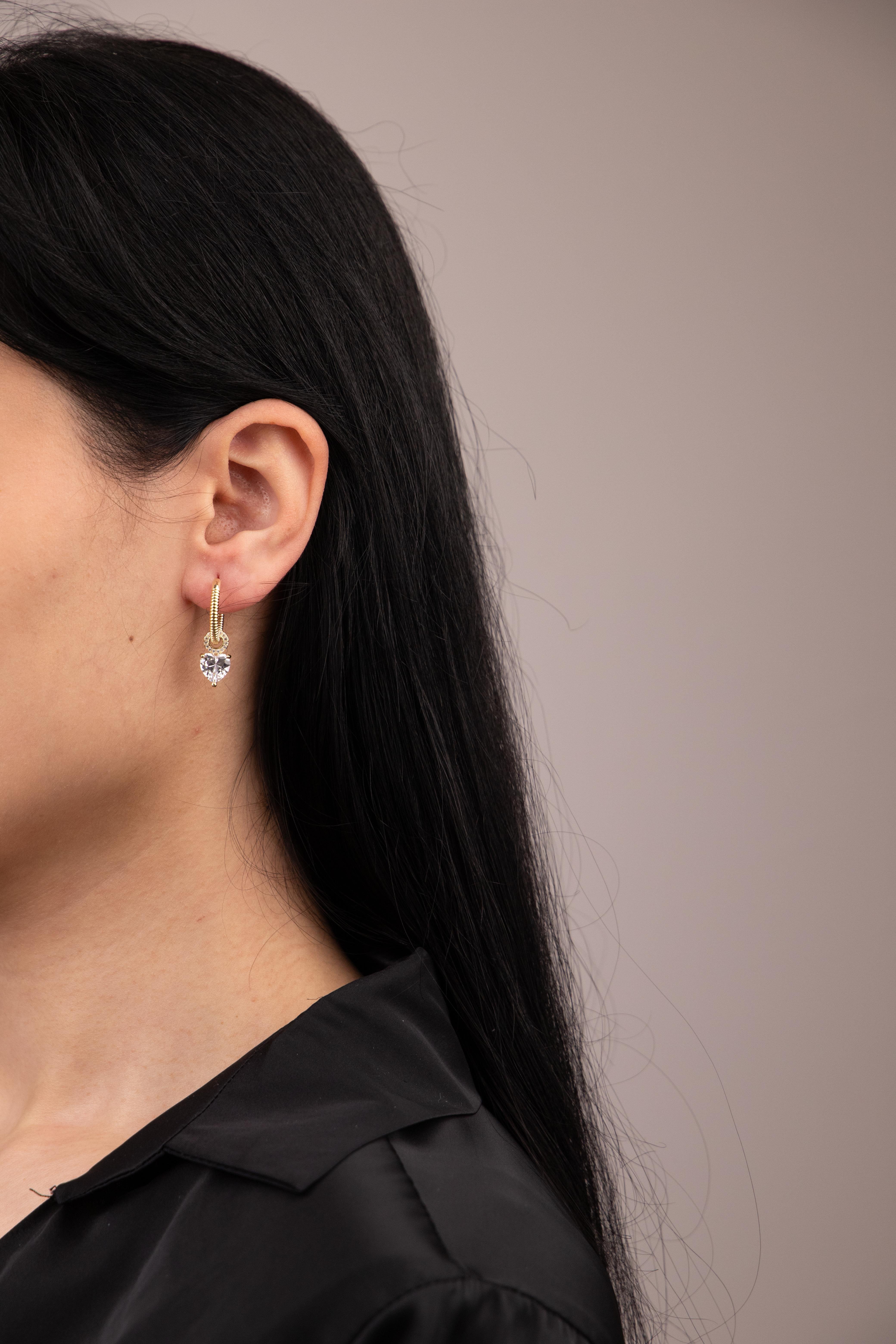 Kalp Figürlü Gold Halka Küpe