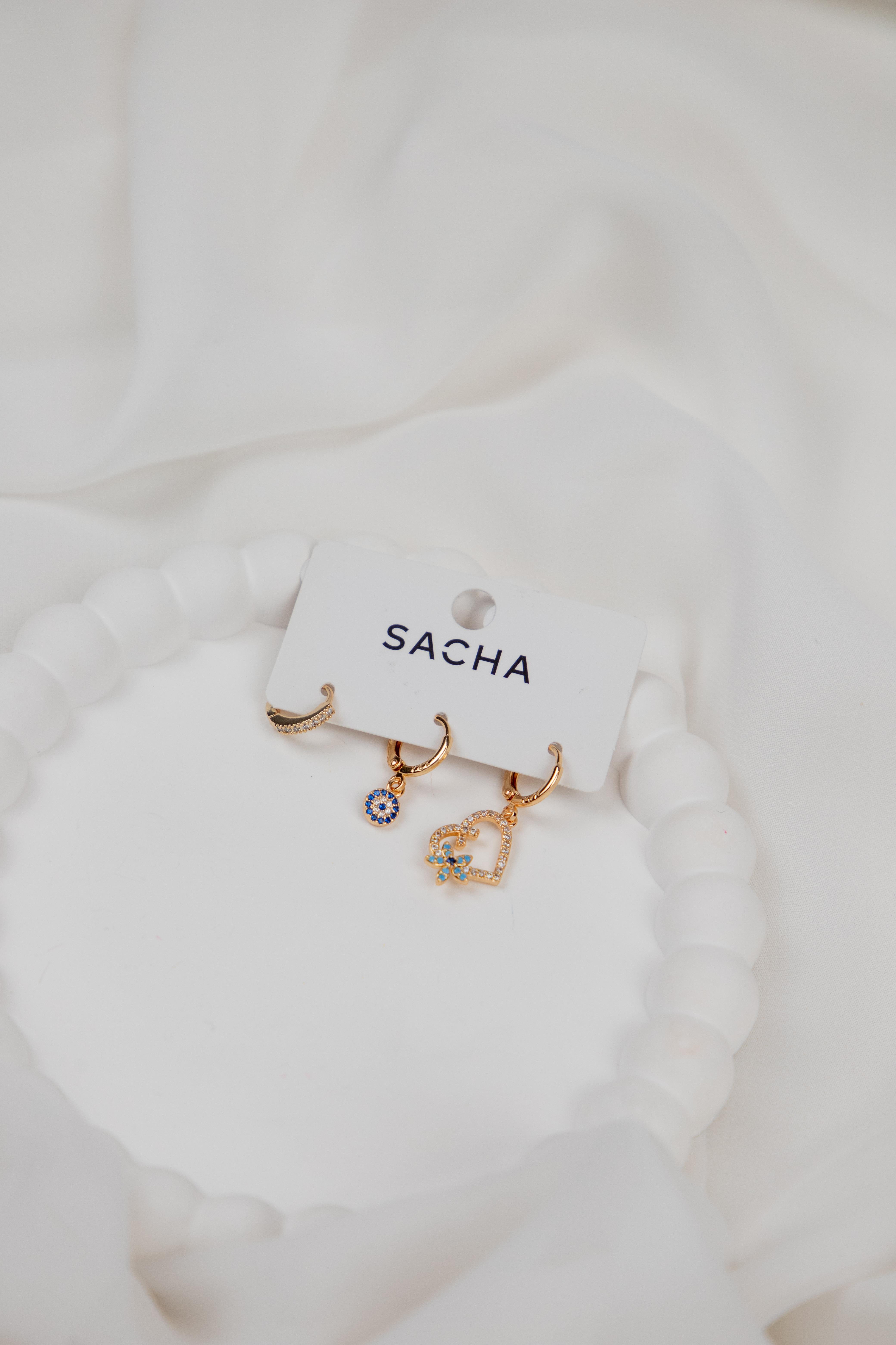 Kalp Figürlü Gold Set Küpe