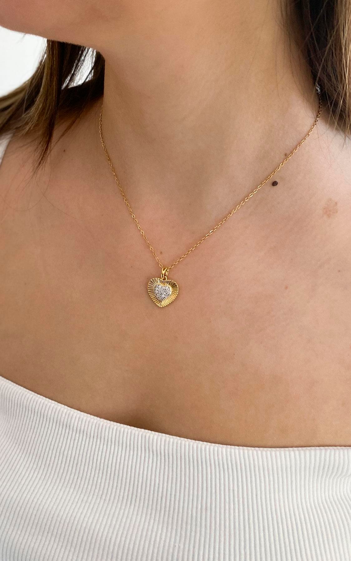 Kalp Figürlü Zirkon Taş Detaylı Gold Gümüş Çelik Kolye