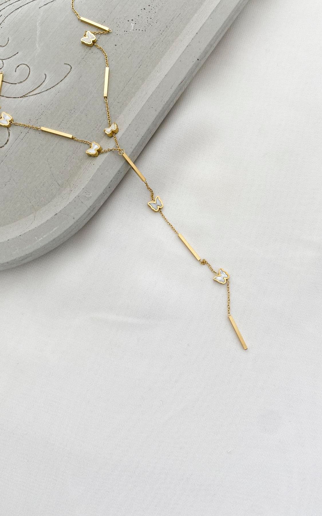 Kelebek Figürlü Gold Çelik Kolye