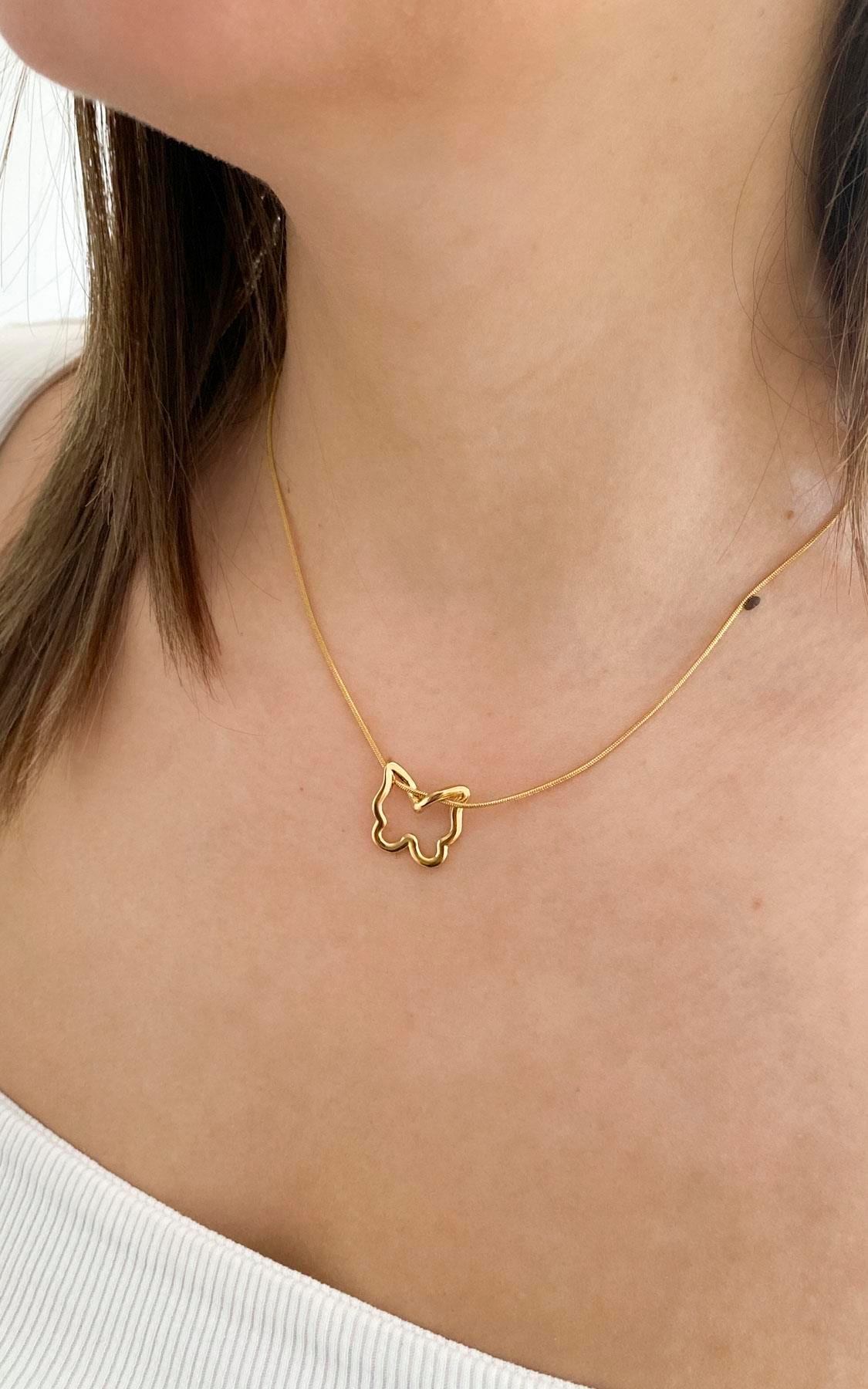 Kelebek Figürlü Gold Çelik Kolye