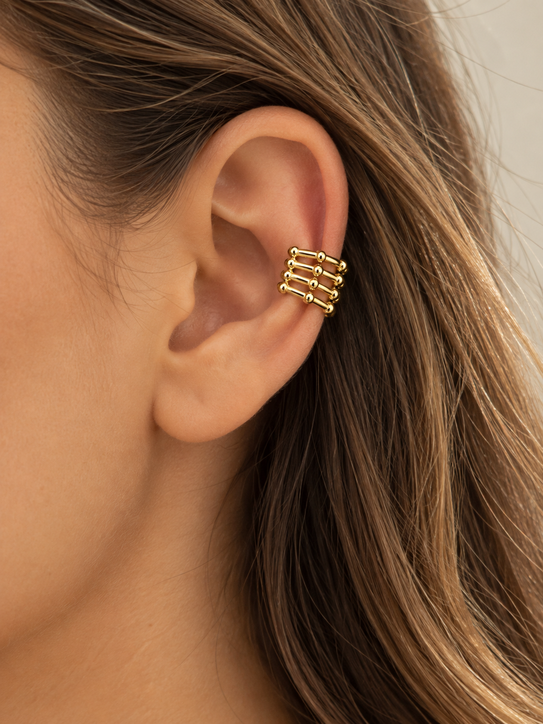 Kemik Görünümlü Gold Ear Cuff Küpe