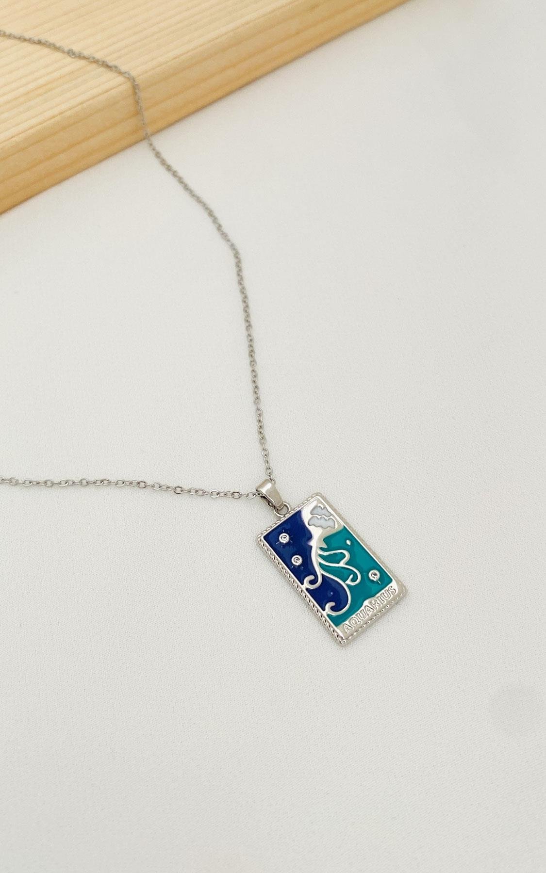 Kova Burç Gümüş Çelik Kolye