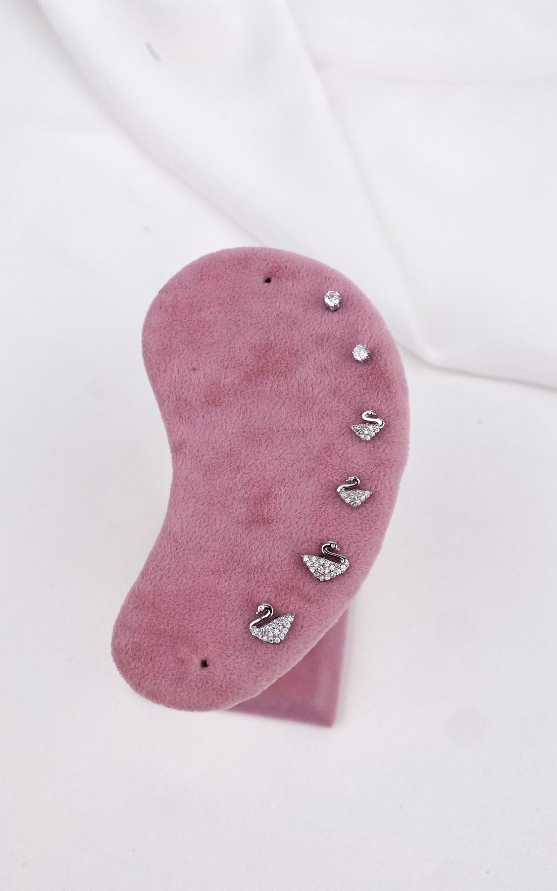 Kugu Figürlü Gümüş Set Küpe