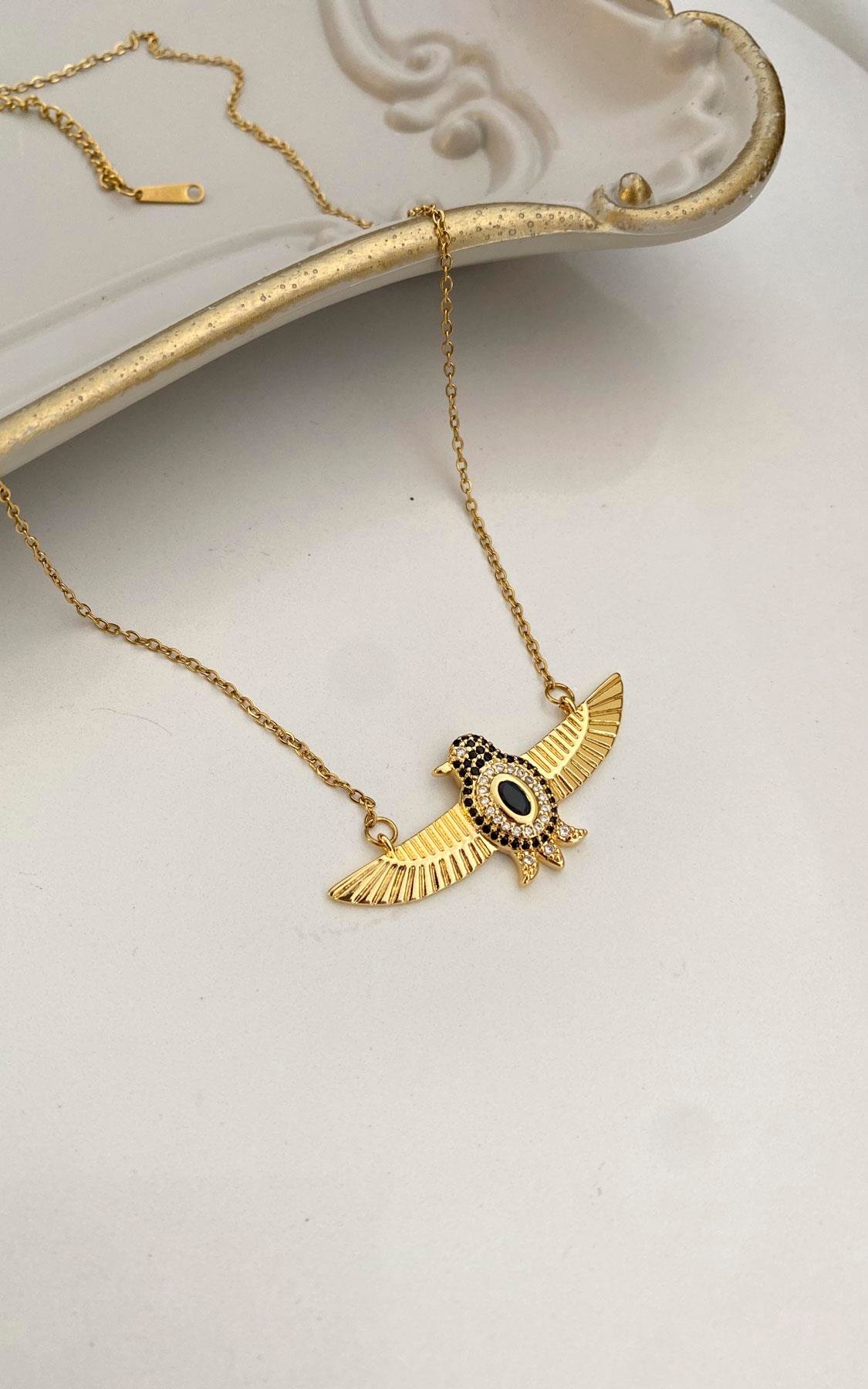 Kuş Figürlü Gold Çelik Kolye