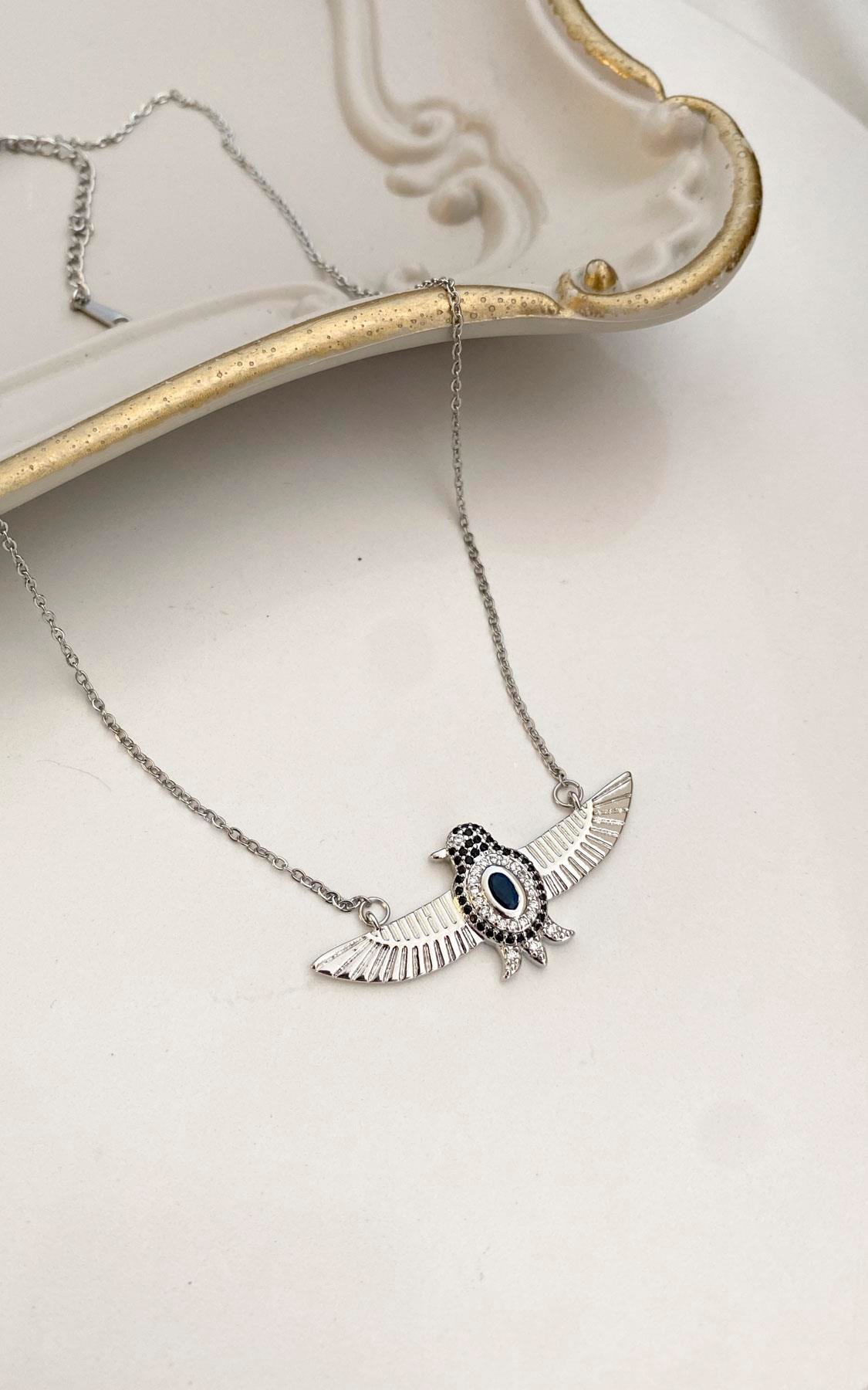 Kuş Figürlü Gümüş Çelik Kolye