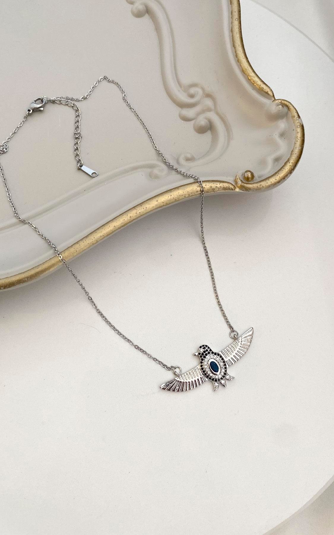 Kuş Figürlü Gümüş Çelik Kolye