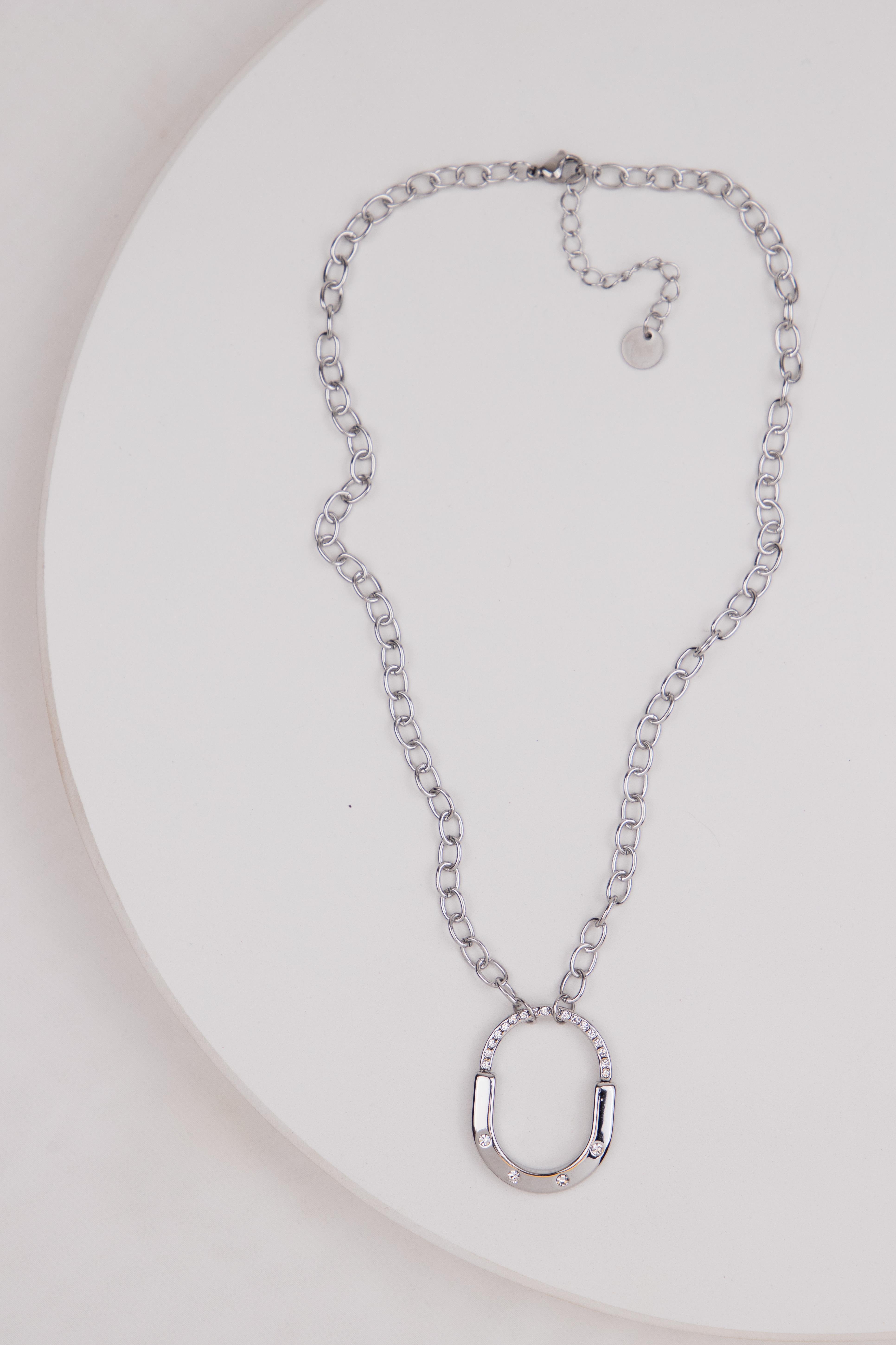 Oval Taşlı Gümüş Çelik Kolye